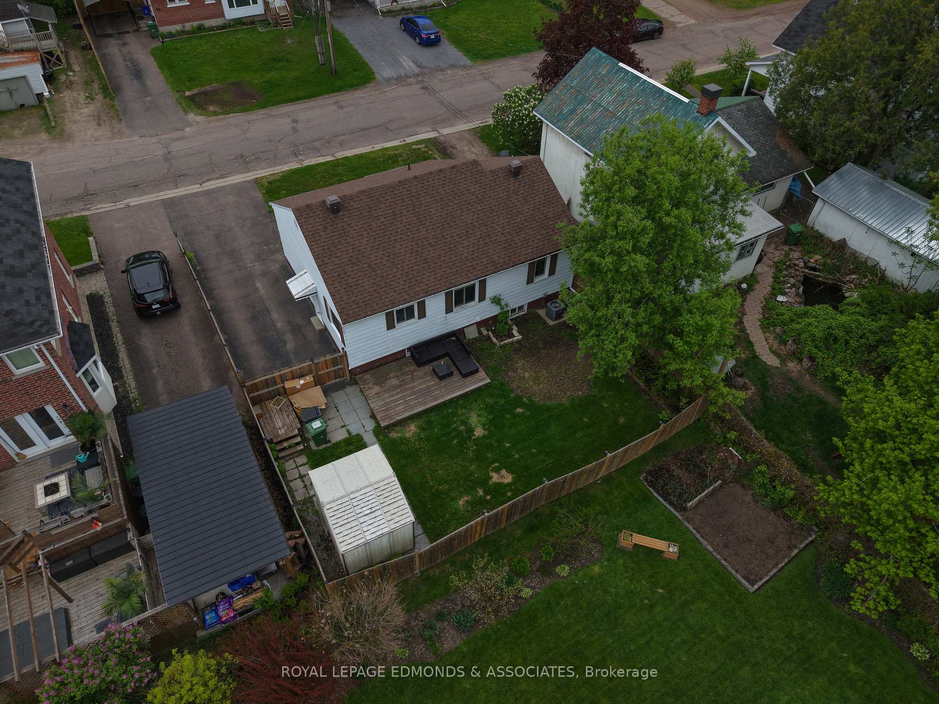 Photo 5 of 131 Irving Street, Pembroke — HOMEH