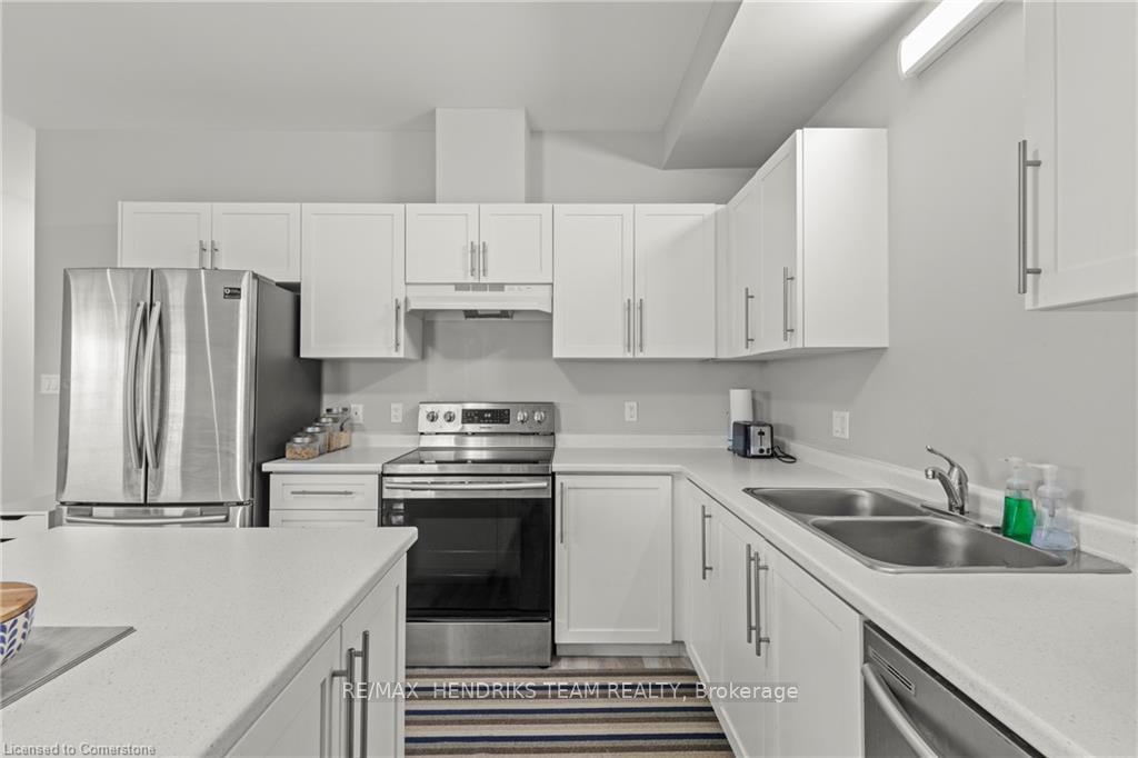 Photo 26 of 44 Woodburn Avenue, St. Catharines, Oakdale — HOMEH