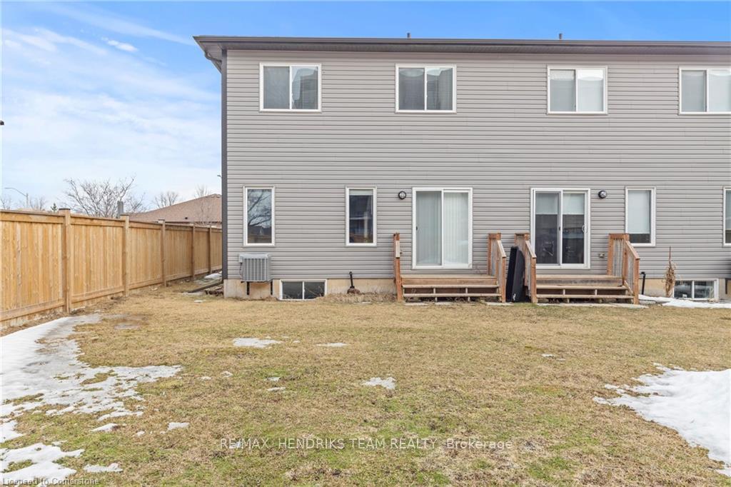Photo 19 of 44 Woodburn Avenue, St. Catharines, Oakdale — HOMEH