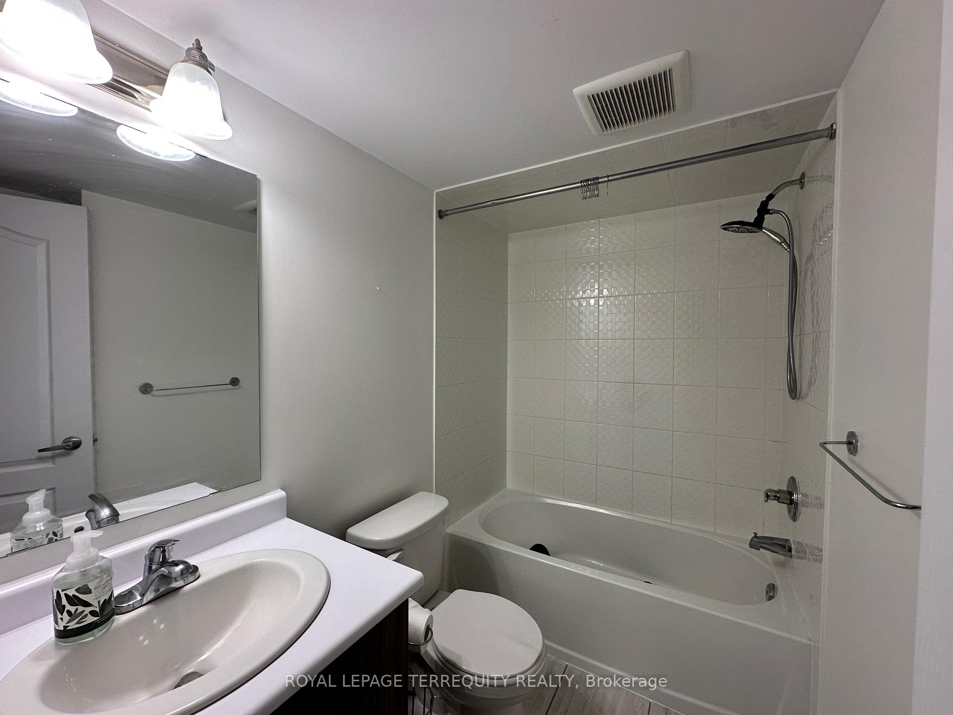 Photo 8 of Unit 2221, 10 Westmeath Lane, Markham, Cornell — HOMEH