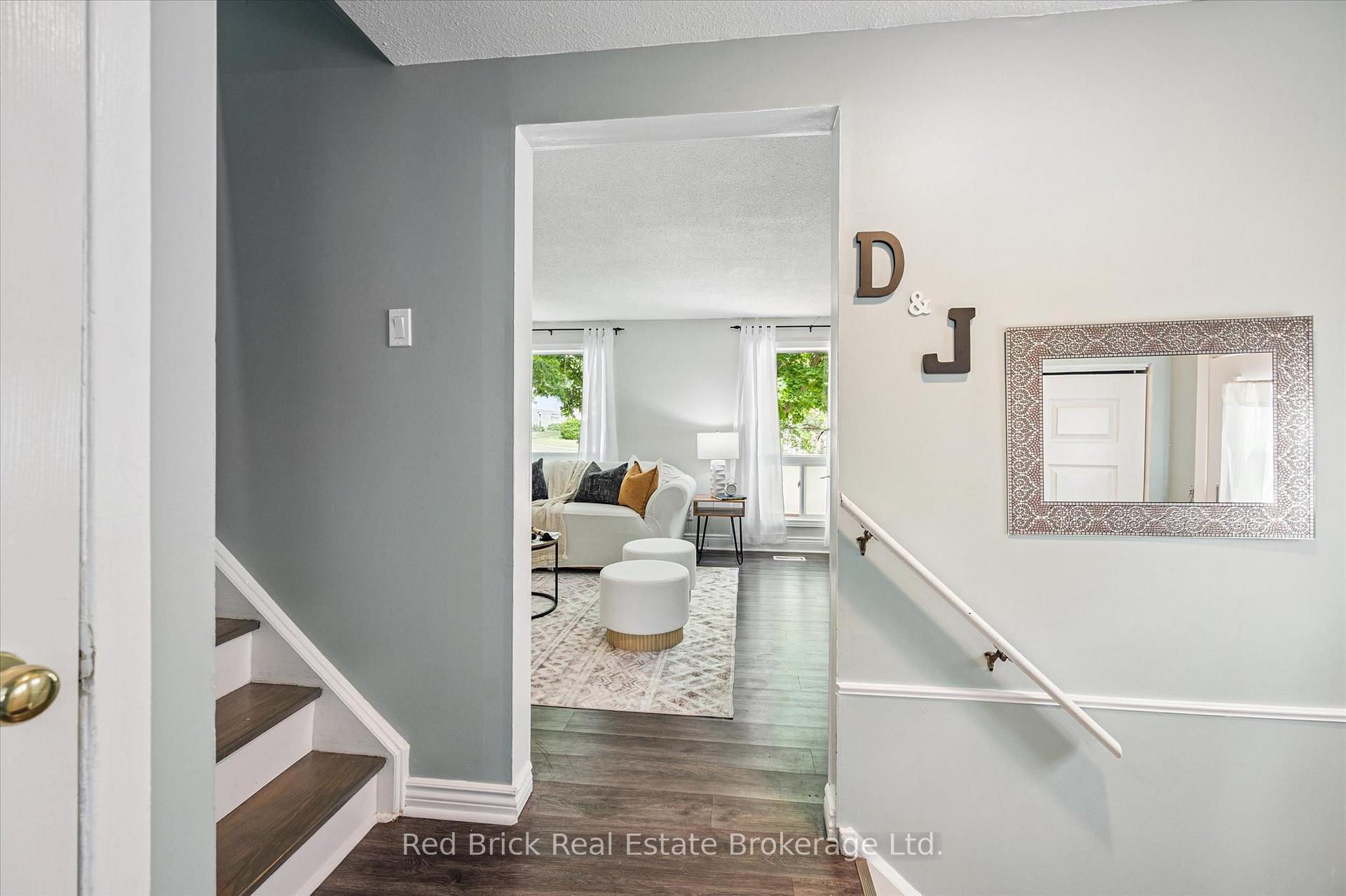 Photo 6 of 605 Willow Road, Guelph, Willow West/Sugarbush/West Acres — HOMEH
