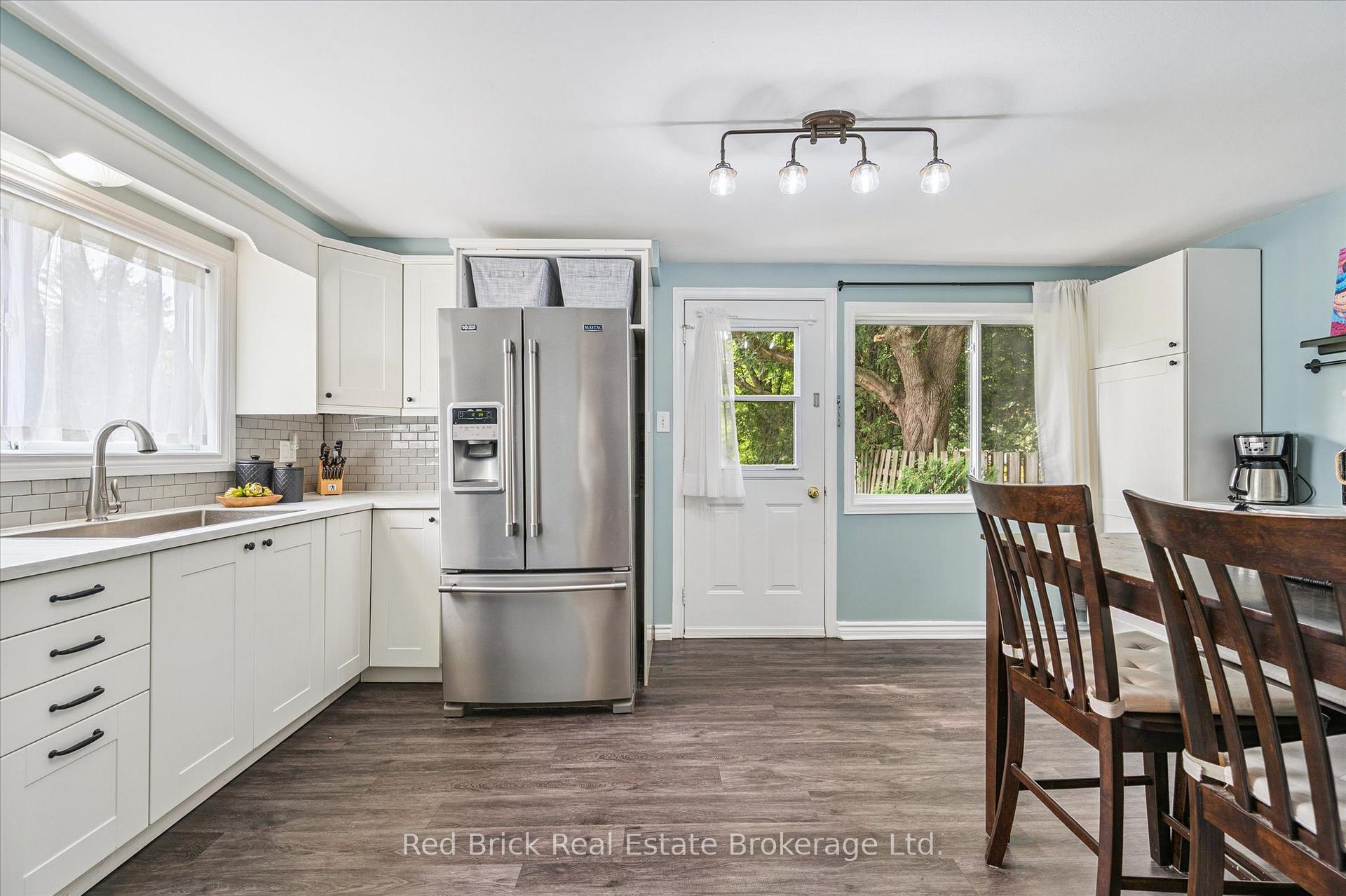 Photo 14 of 605 Willow Road, Guelph, Willow West/Sugarbush/West Acres — HOMEH