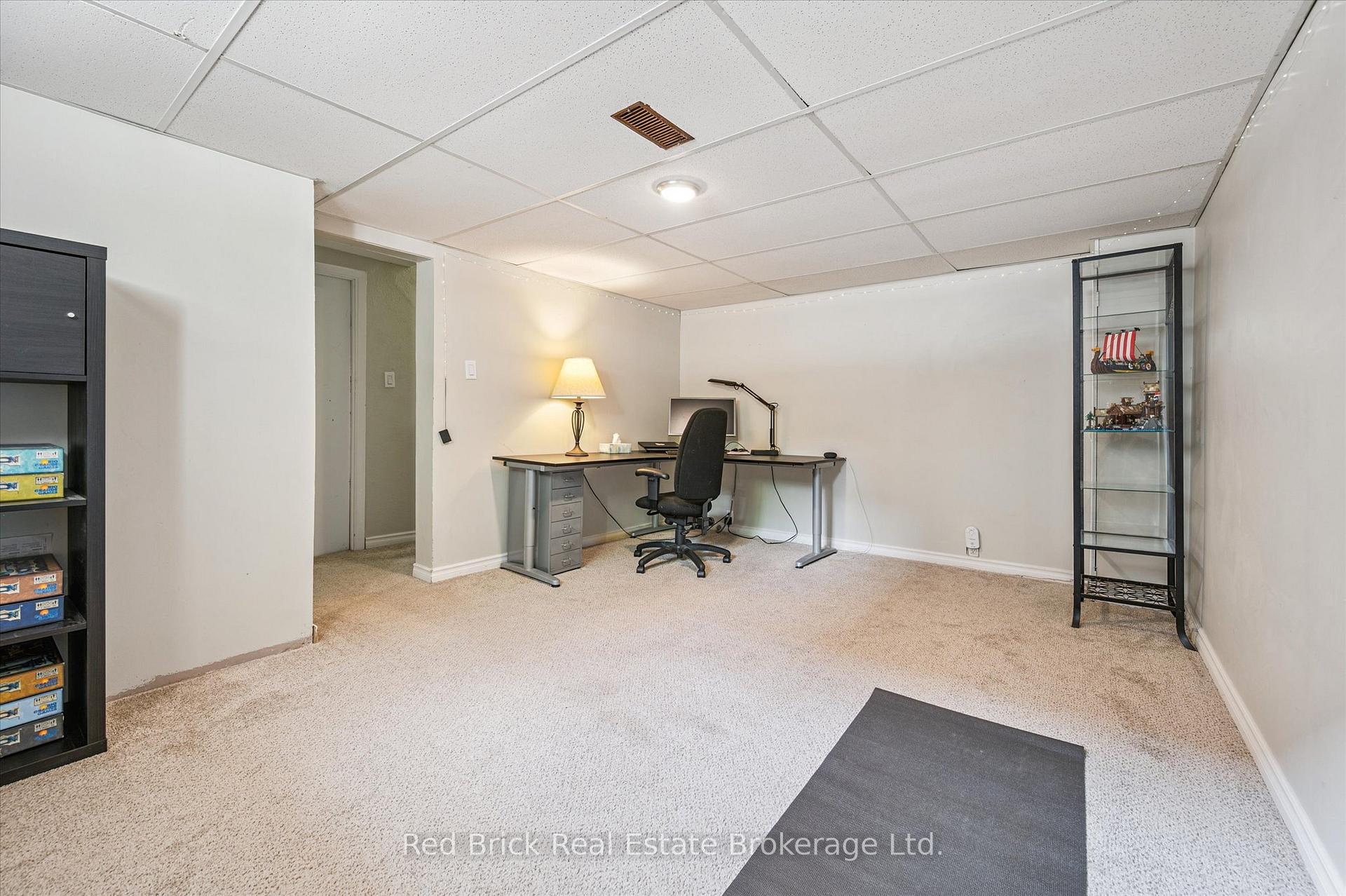 Photo 27 of 605 Willow Road, Guelph, Willow West/Sugarbush/West Acres — HOMEH