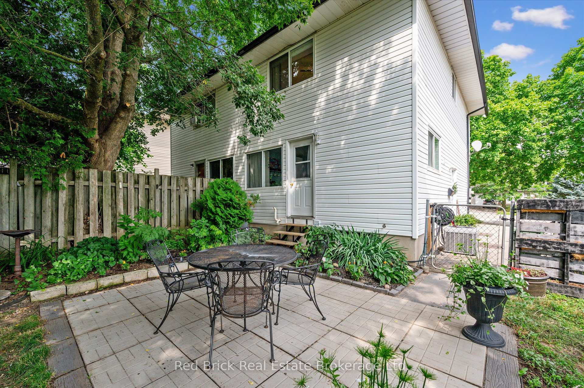 Photo 30 of 605 Willow Road, Guelph, Willow West/Sugarbush/West Acres — HOMEH