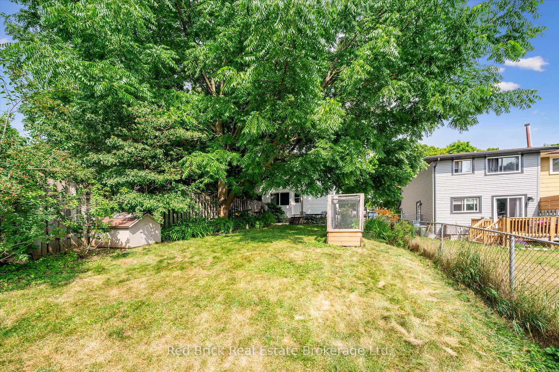 Photo 37 of 605 Willow Road, Guelph, Willow West/Sugarbush/West Acres — HOMEH