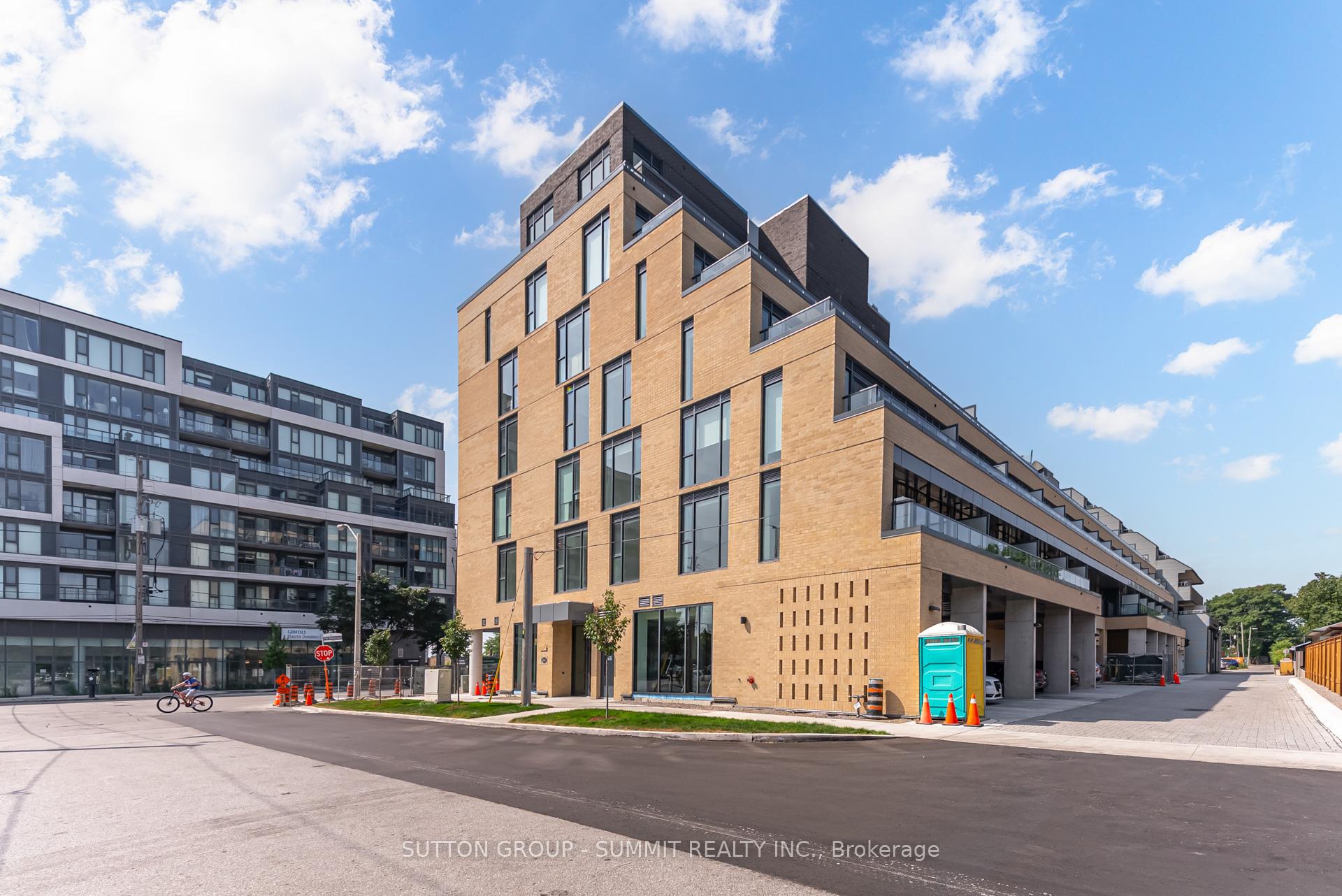 Front of Unit 510, 6 Chartwell Road