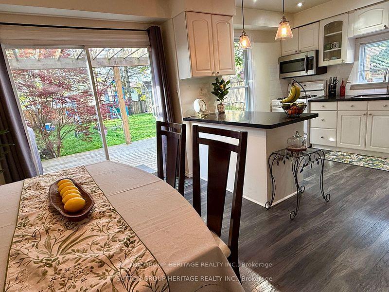 Photo 10 of 847 Gentry Crescent, Oshawa, Eastdale — HOMEH