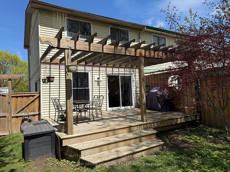 Photo 26 of 847 Gentry Crescent, Oshawa, Eastdale — HOMEH