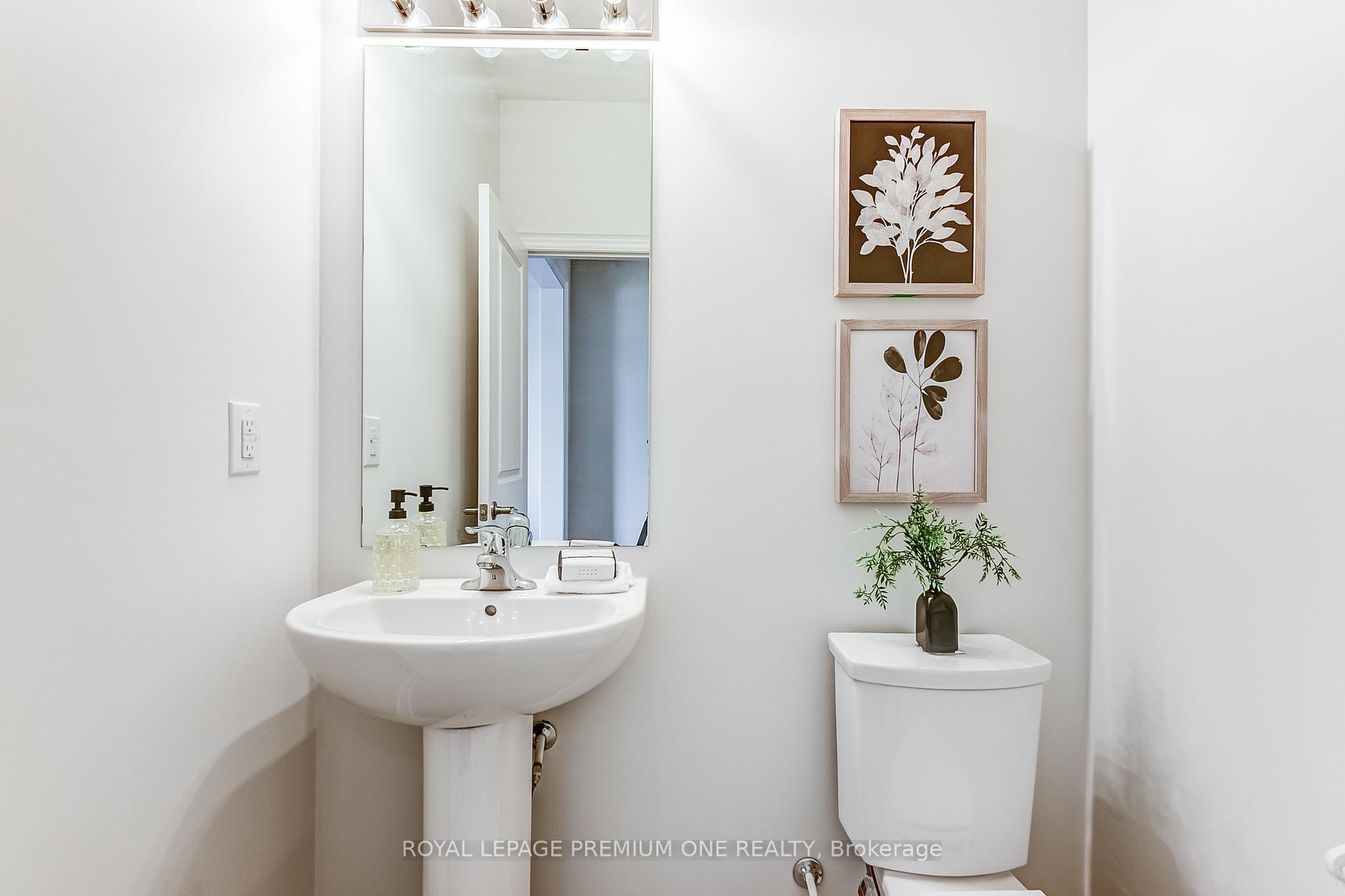 Photo 24 of 232 Tennant Circle, Vaughan, Vellore Village — HOMEH