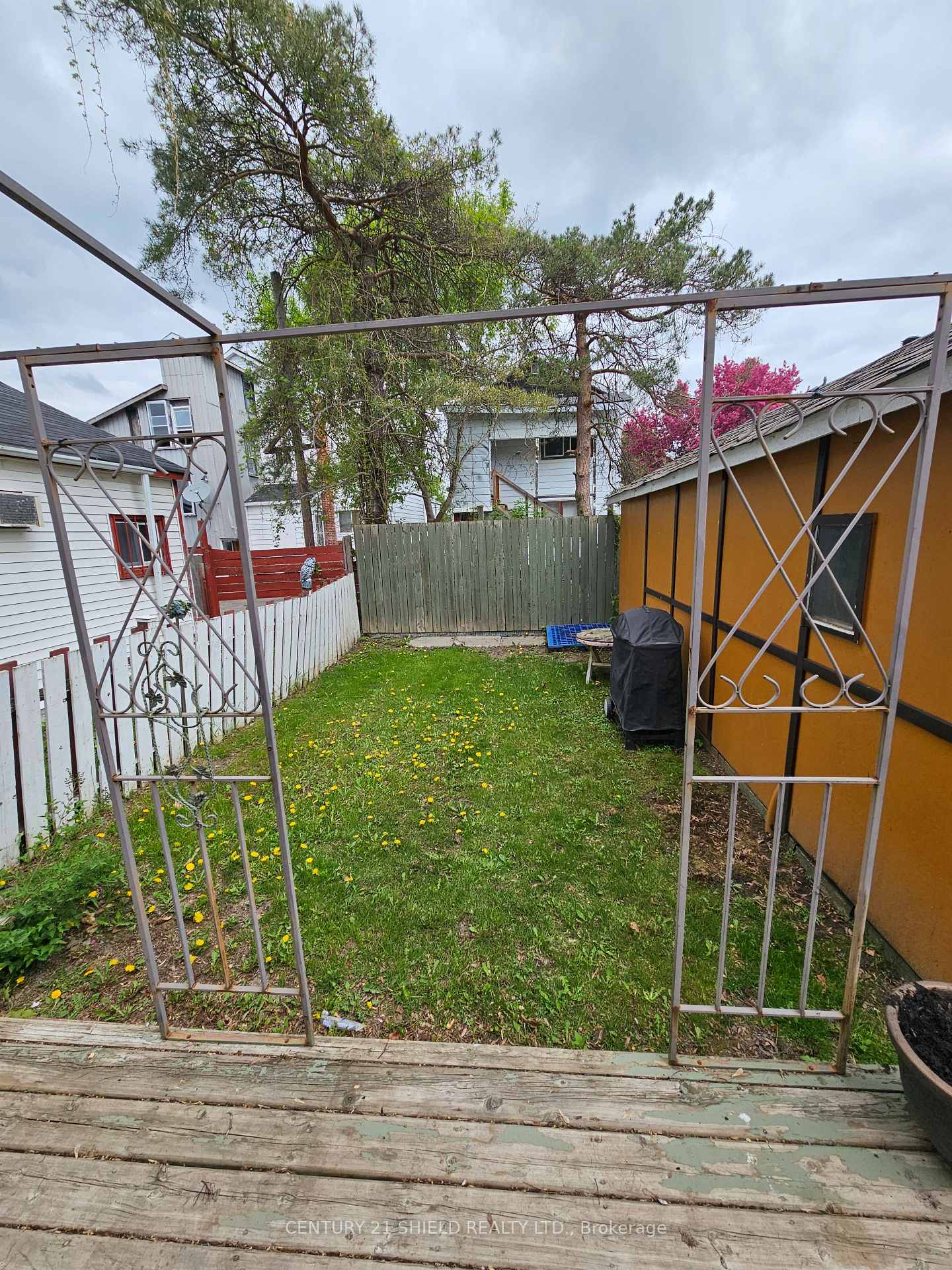 Photo 4 of 329 Belmont Street, Cornwall — HOMEH
