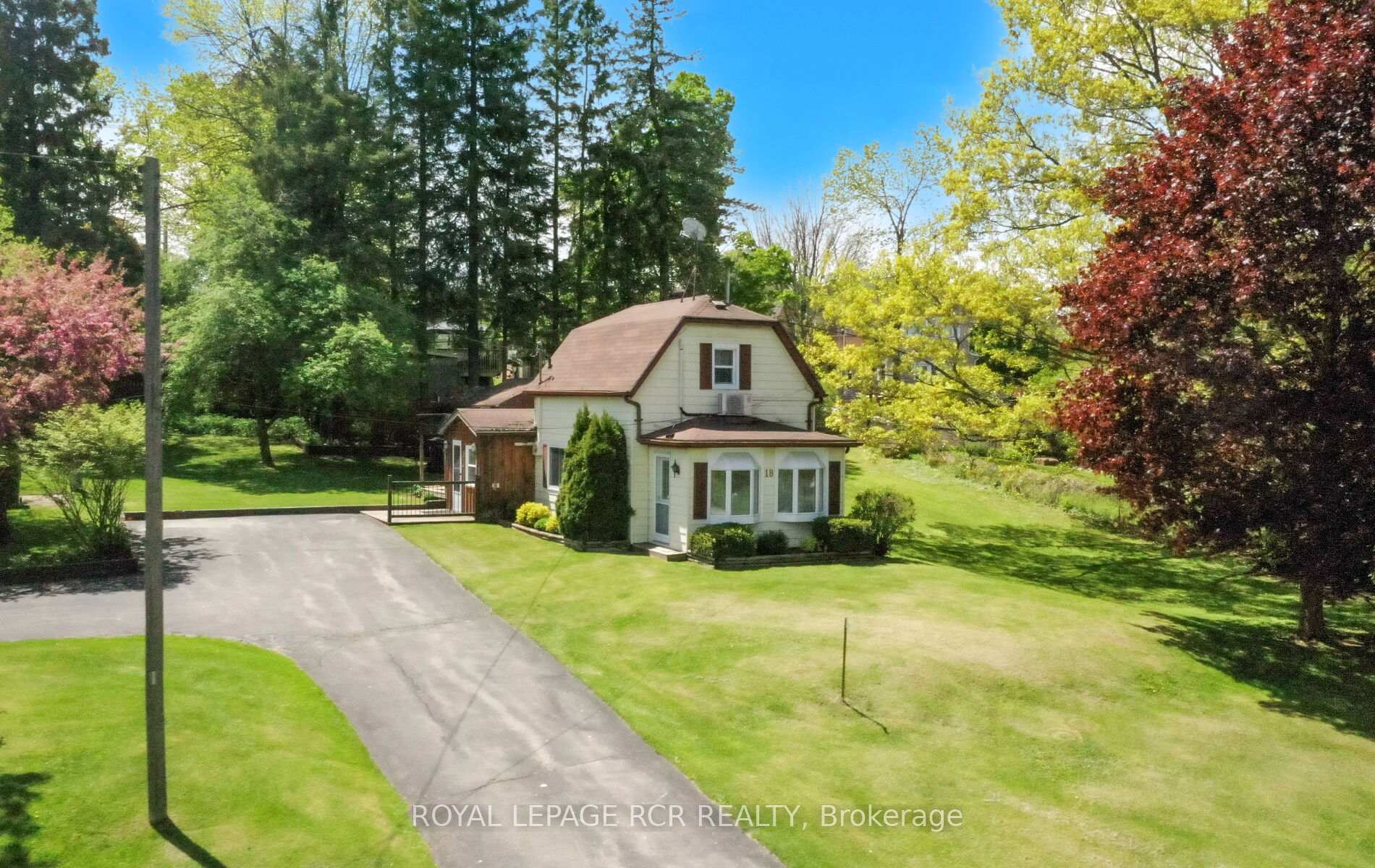 Photo 1 of 18 Charles Street, Caledon, Alton — HOMEH