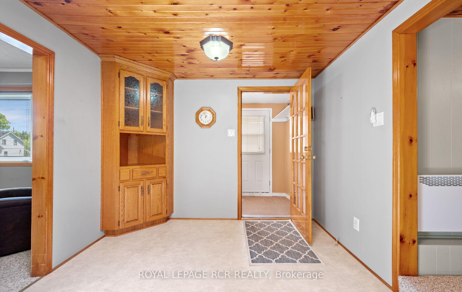 Photo 21 of 18 Charles Street, Caledon, Alton — HOMEH
