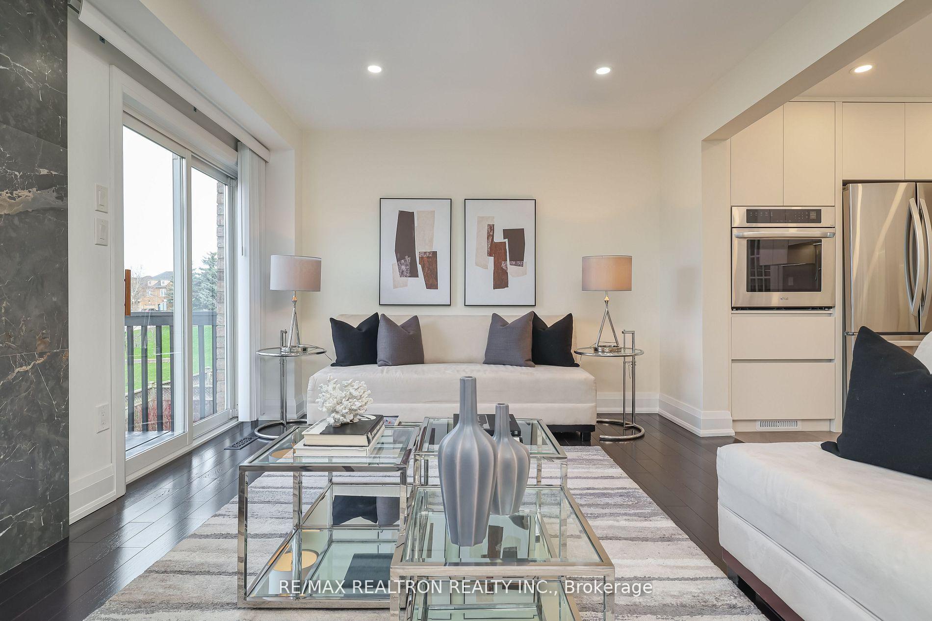 Photo 14 of 18 Sugarforest Drive, Vaughan, Patterson — HOMEH