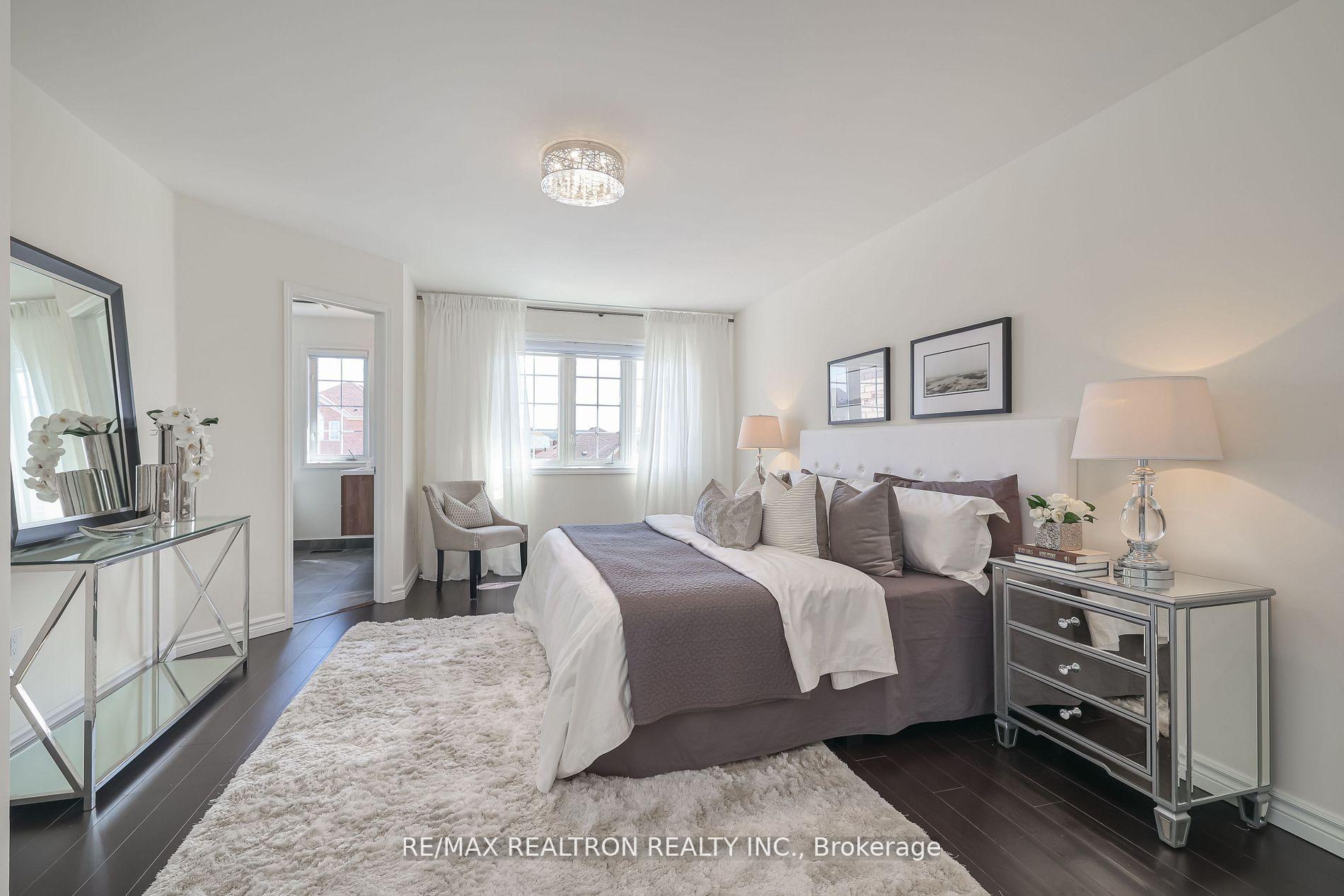 Photo 17 of 18 Sugarforest Drive, Vaughan, Patterson — HOMEH