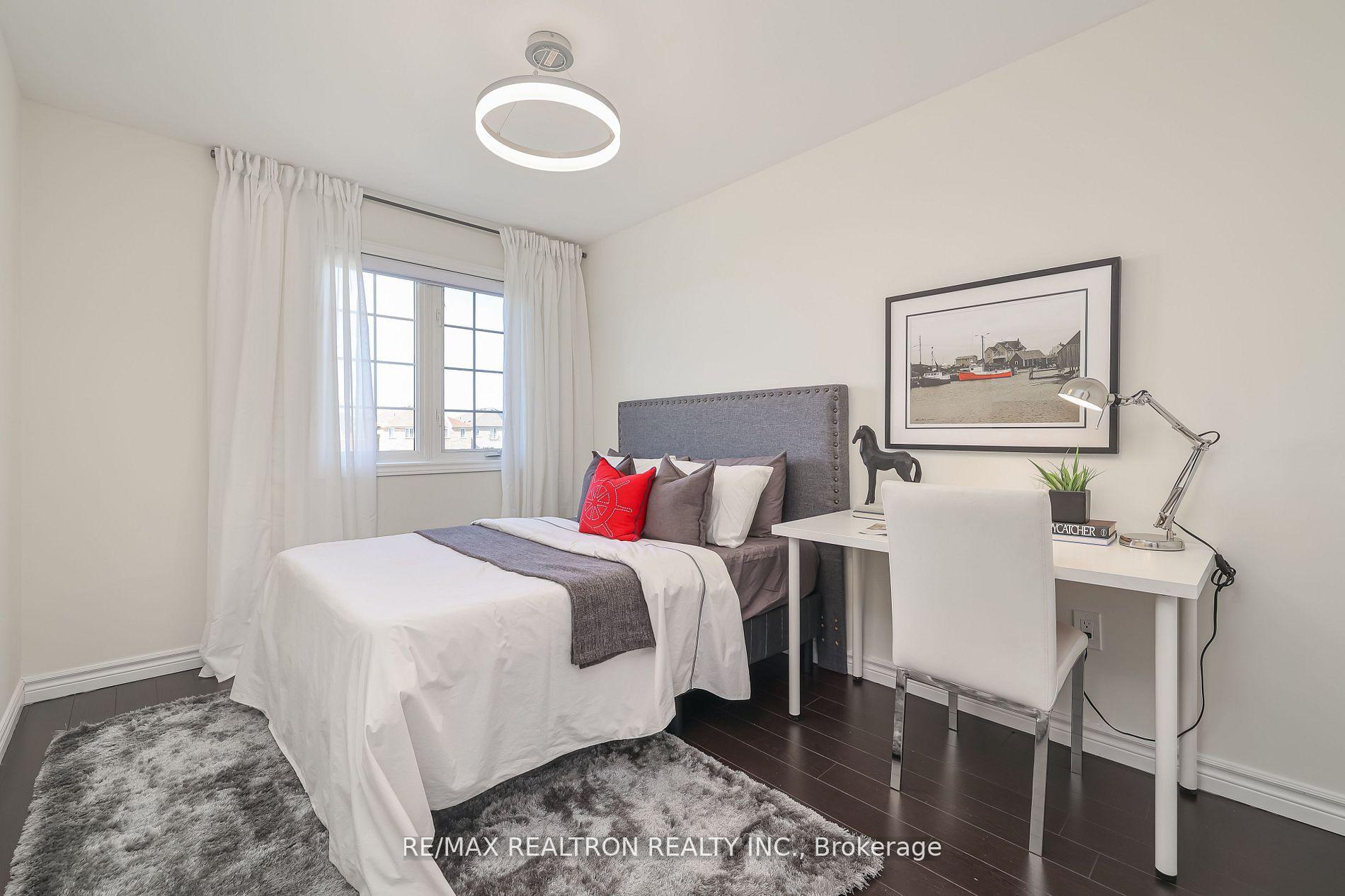 Photo 16 of 18 Sugarforest Drive, Vaughan, Patterson — HOMEH