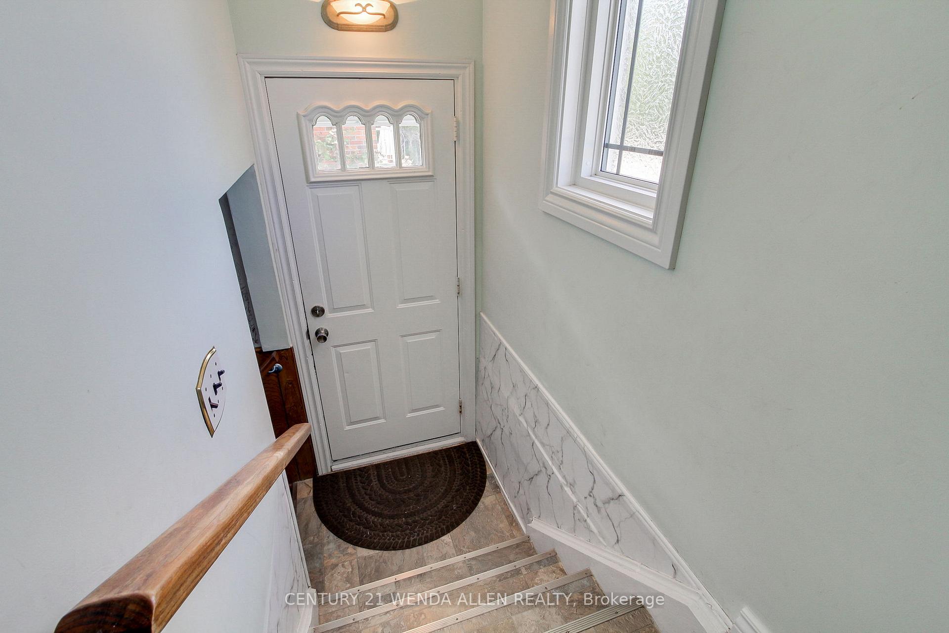 Photo 35 of 591 Adelaide Street W, Oshawa, McLaughlin — HOMEH