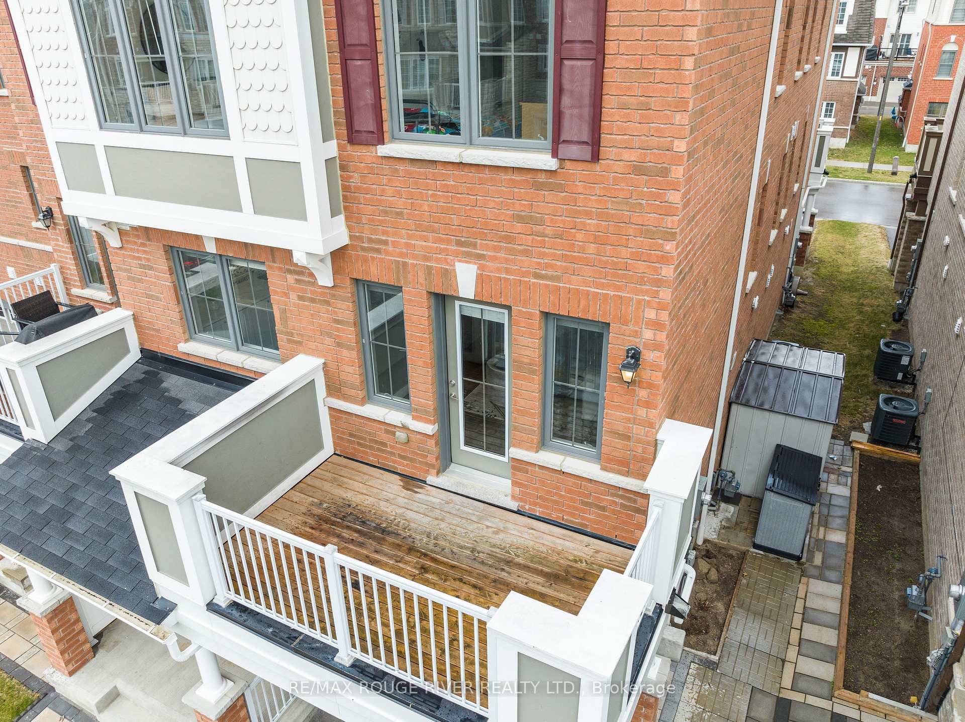 Photo 33 of 26 Goldeye Street, Whitby, Rural Whitby — HOMEH