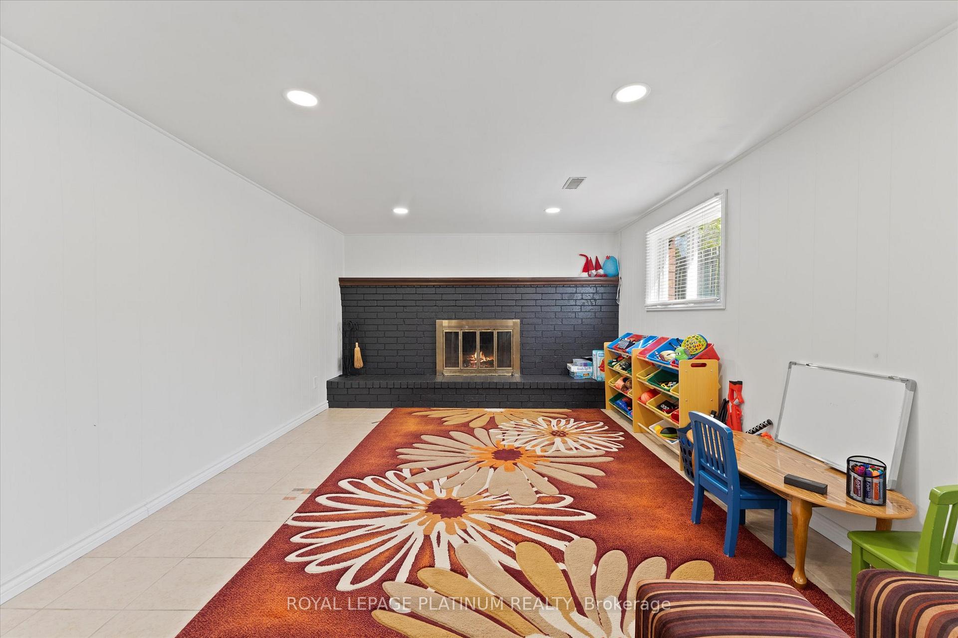 Photo 22 of 3537 Hemlock Road, Windsor — HOMEH