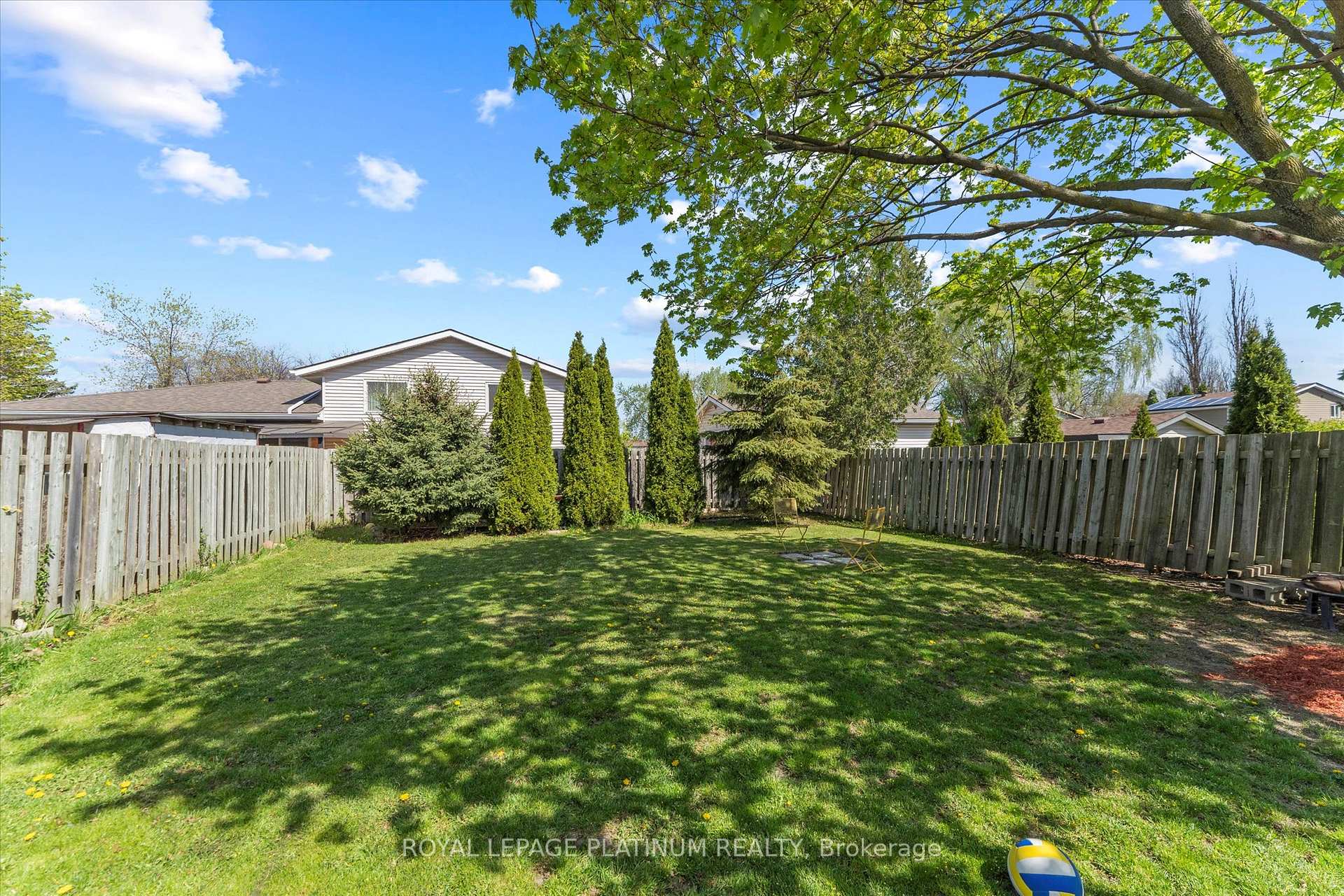 Photo 30 of 3537 Hemlock Road, Windsor — HOMEH