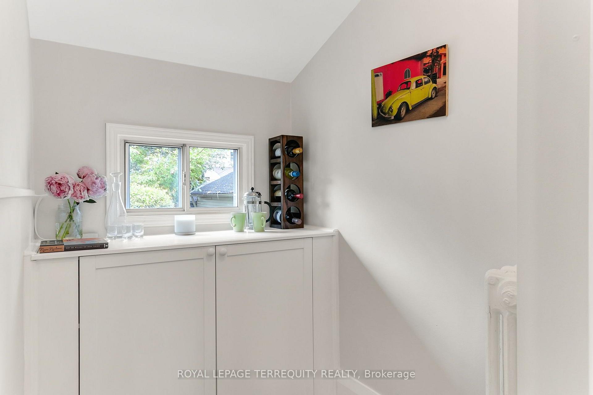 Photo 17 of 153 Linsmore Crescent, Toronto, Danforth Village-East York — HOMEH