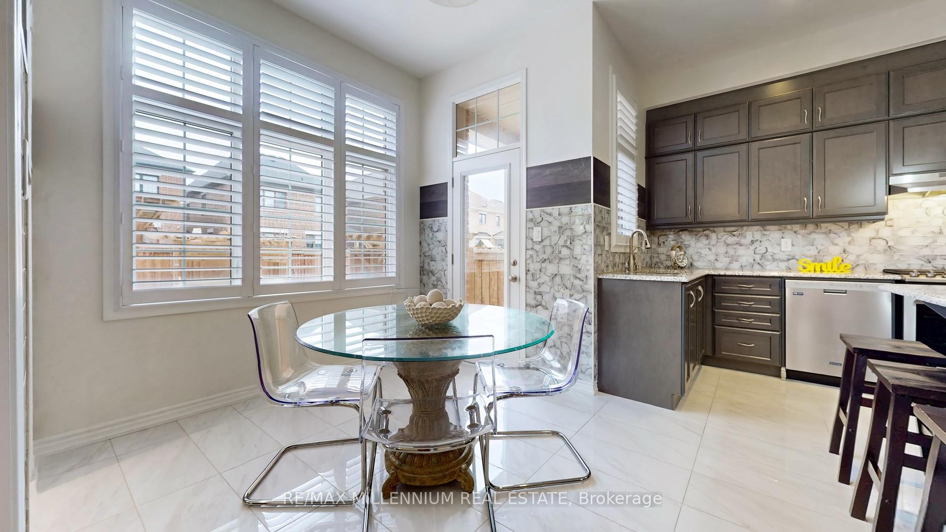 Photo 19 of 139 Pierre Berton Boulevard, Vaughan, Kleinburg — HOMEH