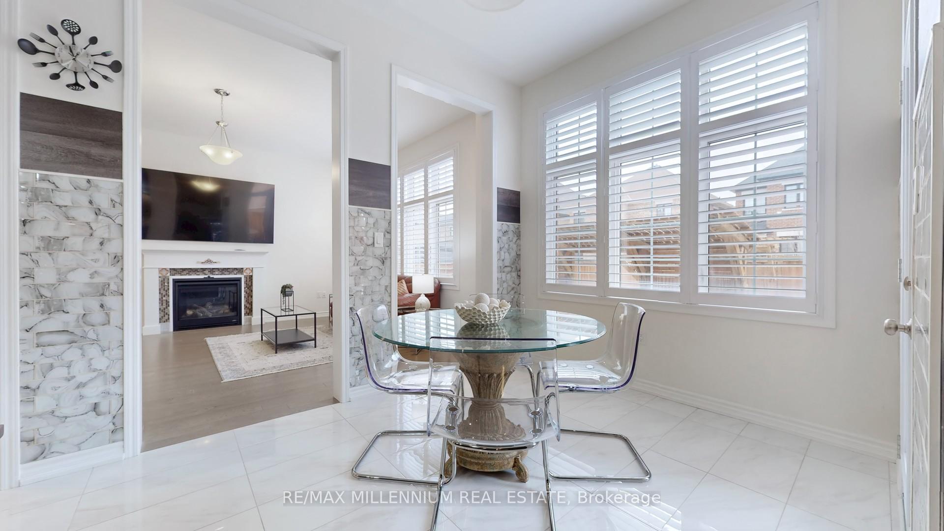 Photo 21 of 139 Pierre Berton Boulevard, Vaughan, Kleinburg — HOMEH