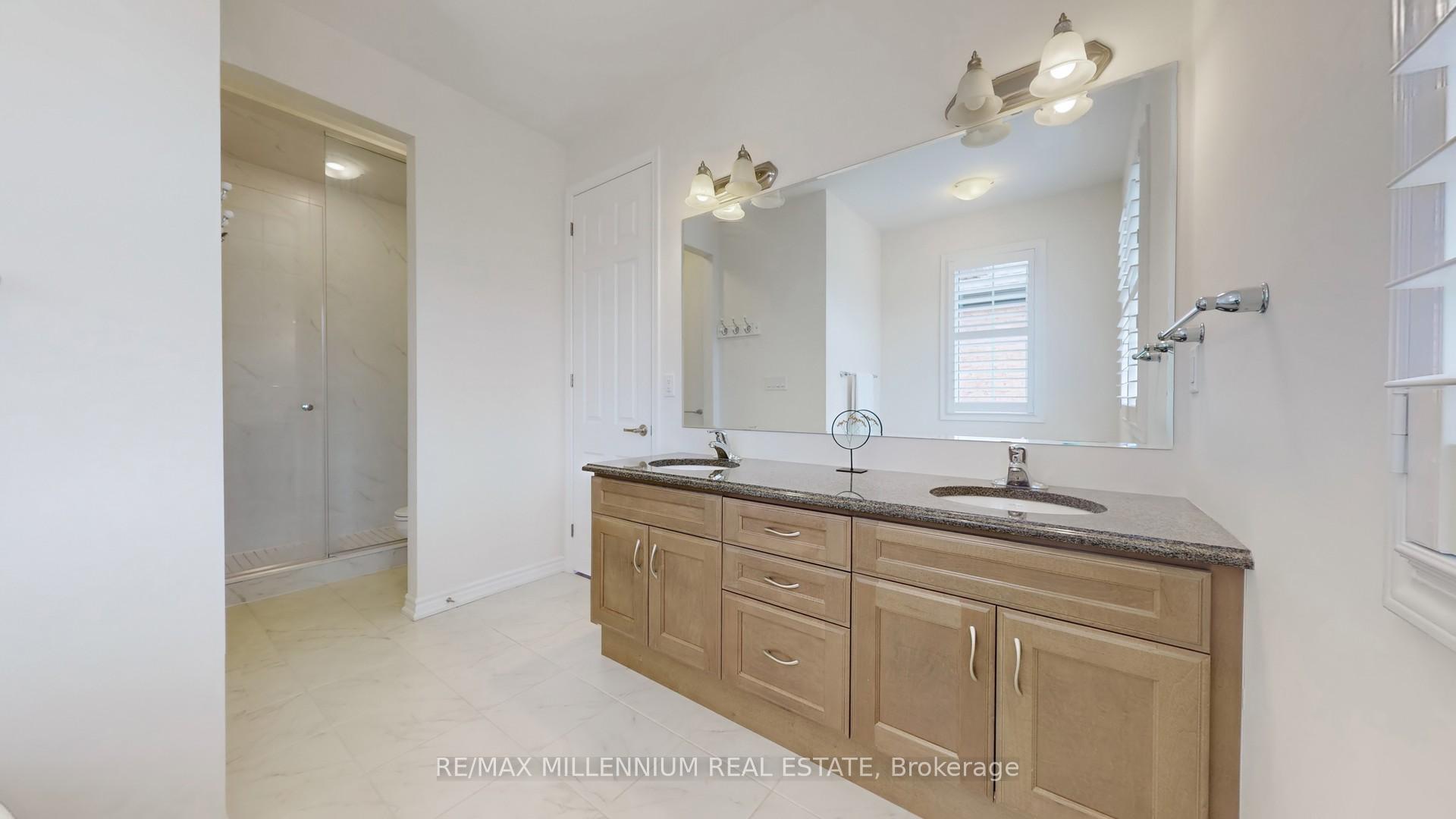 Photo 44 of 139 Pierre Berton Boulevard, Vaughan, Kleinburg — HOMEH
