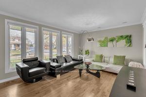 Photo 2 of 1616 Charbonneau Street, Ottawa, Bilberry Creek/Queenswood Heights — HOMEH
