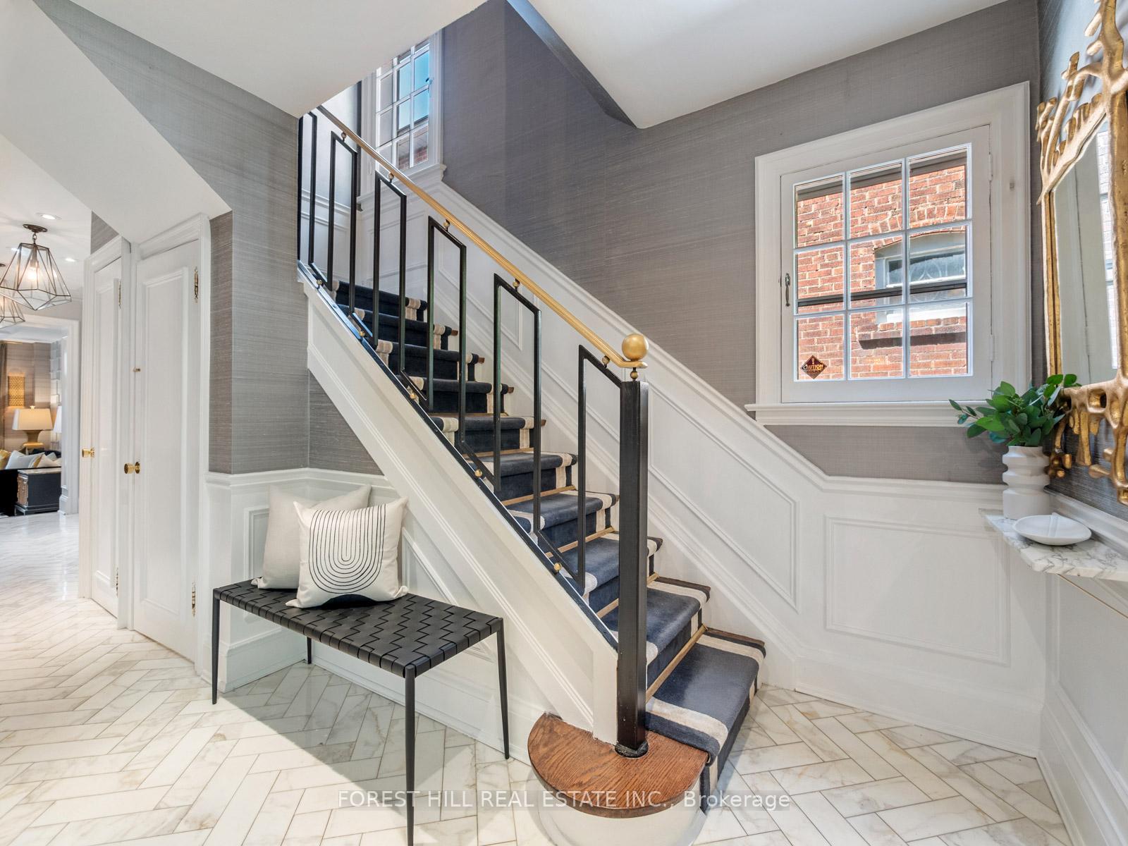 Photo 20 of 204 Glen Cedar Road, Toronto, Humewood-Cedarvale — HOMEH