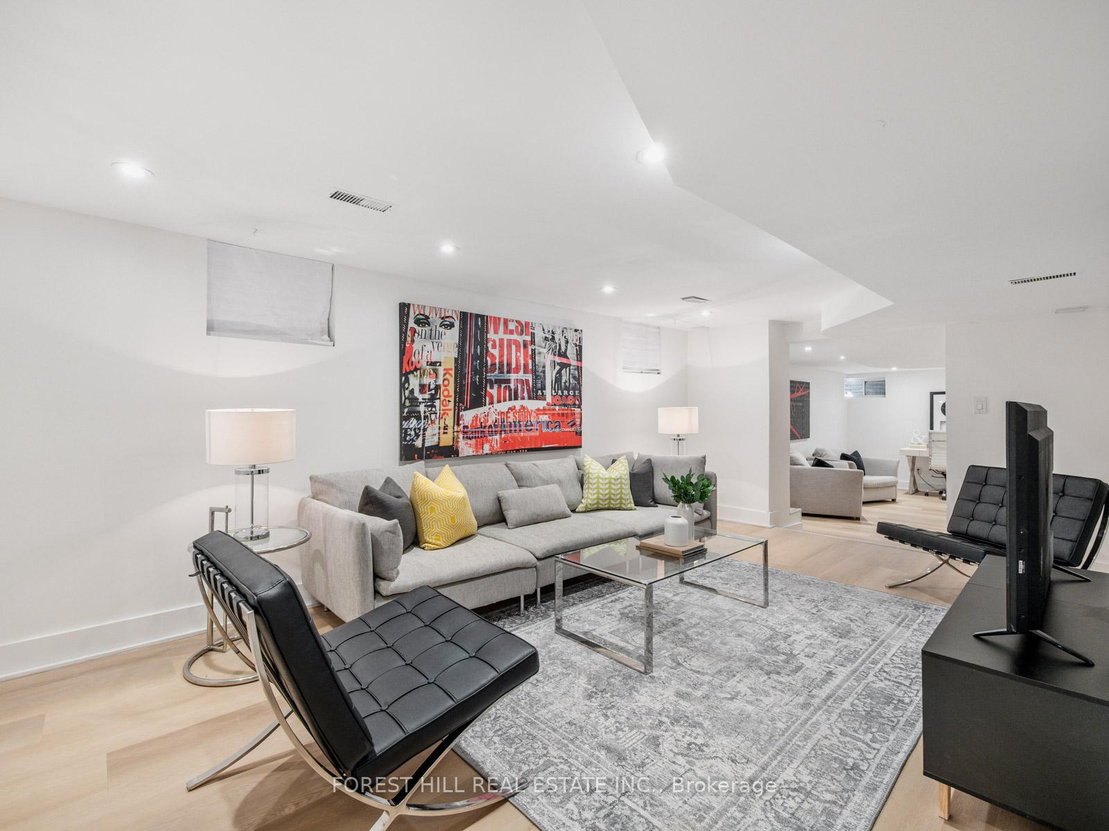 Photo 40 of 204 Glen Cedar Road, Toronto, Humewood-Cedarvale — HOMEH