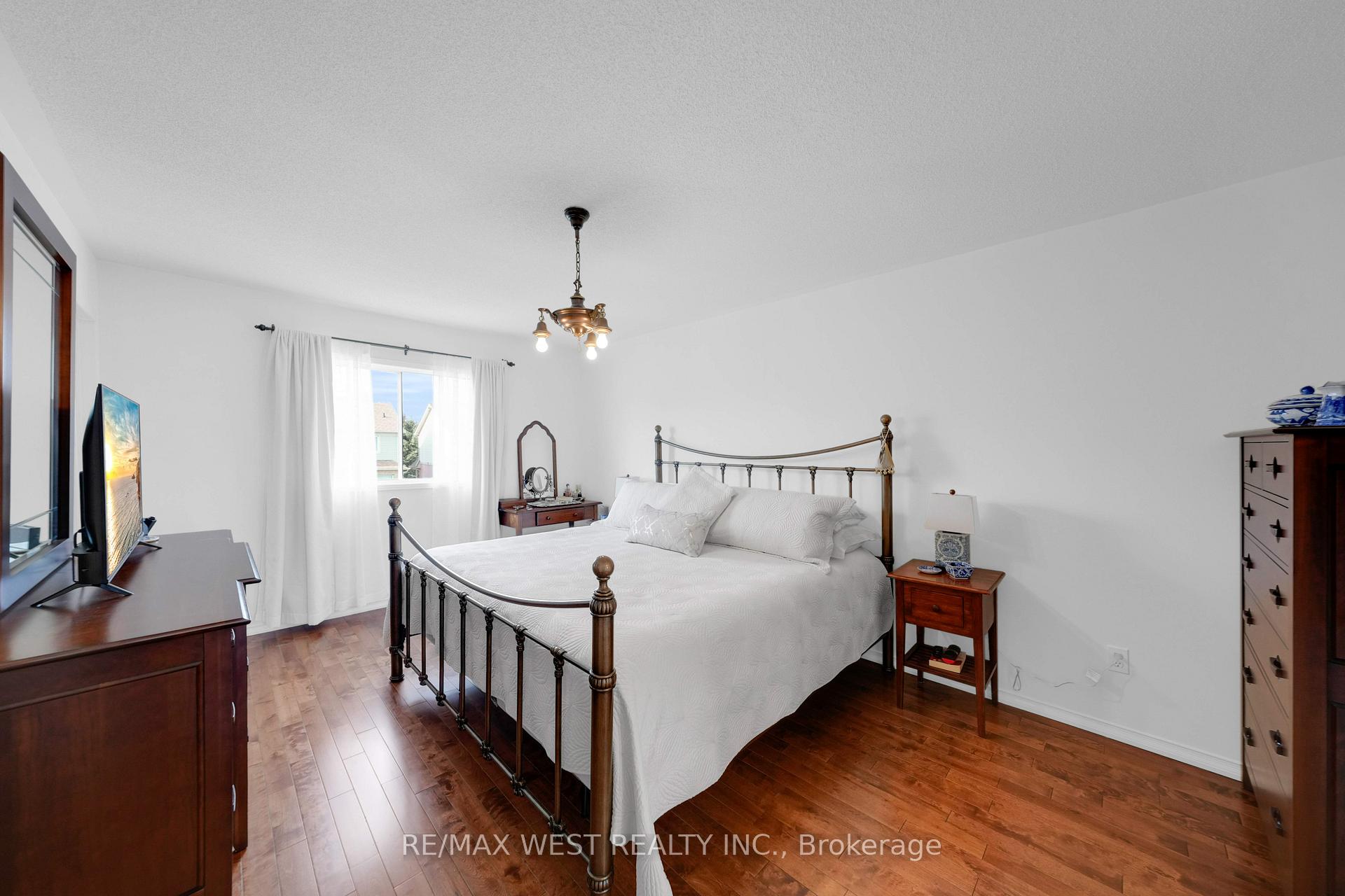 Photo 7 of 12 Charlotte Angliss Road, Markham, Vinegar Hill — HOMEH