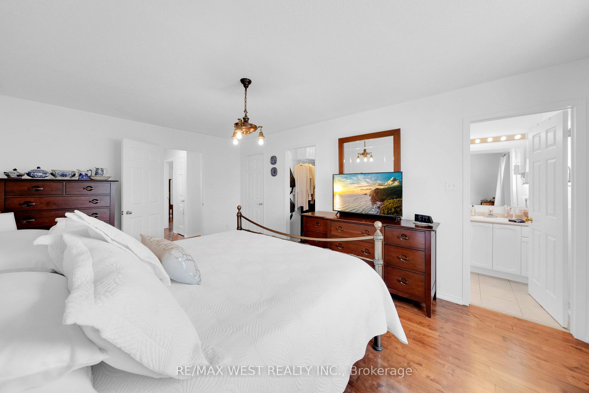 Photo 10 of 12 Charlotte Angliss Road, Markham, Vinegar Hill — HOMEH