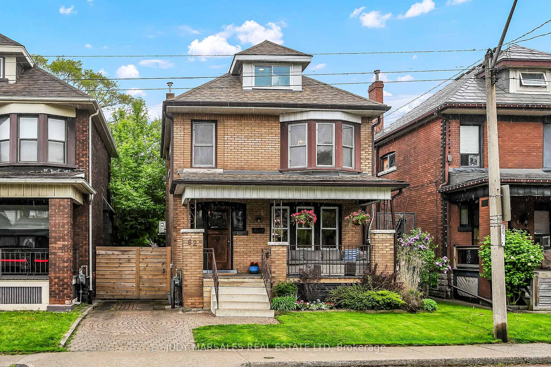 Photo 1 of 62 Kensington Avenue N, Hamilton, Crown Point — HOMEH