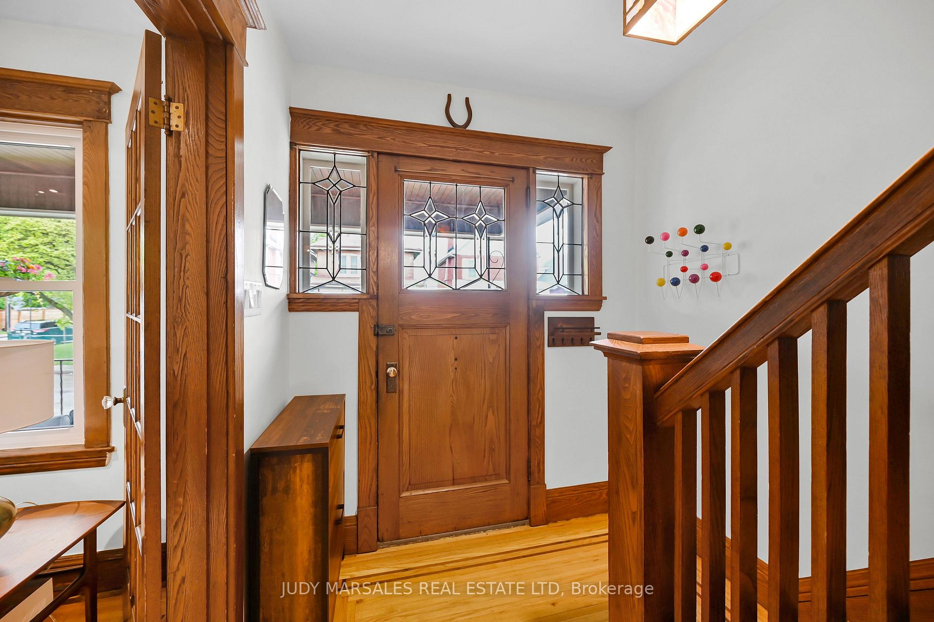 Photo 39 of 62 Kensington Avenue N, Hamilton, Crown Point — HOMEH