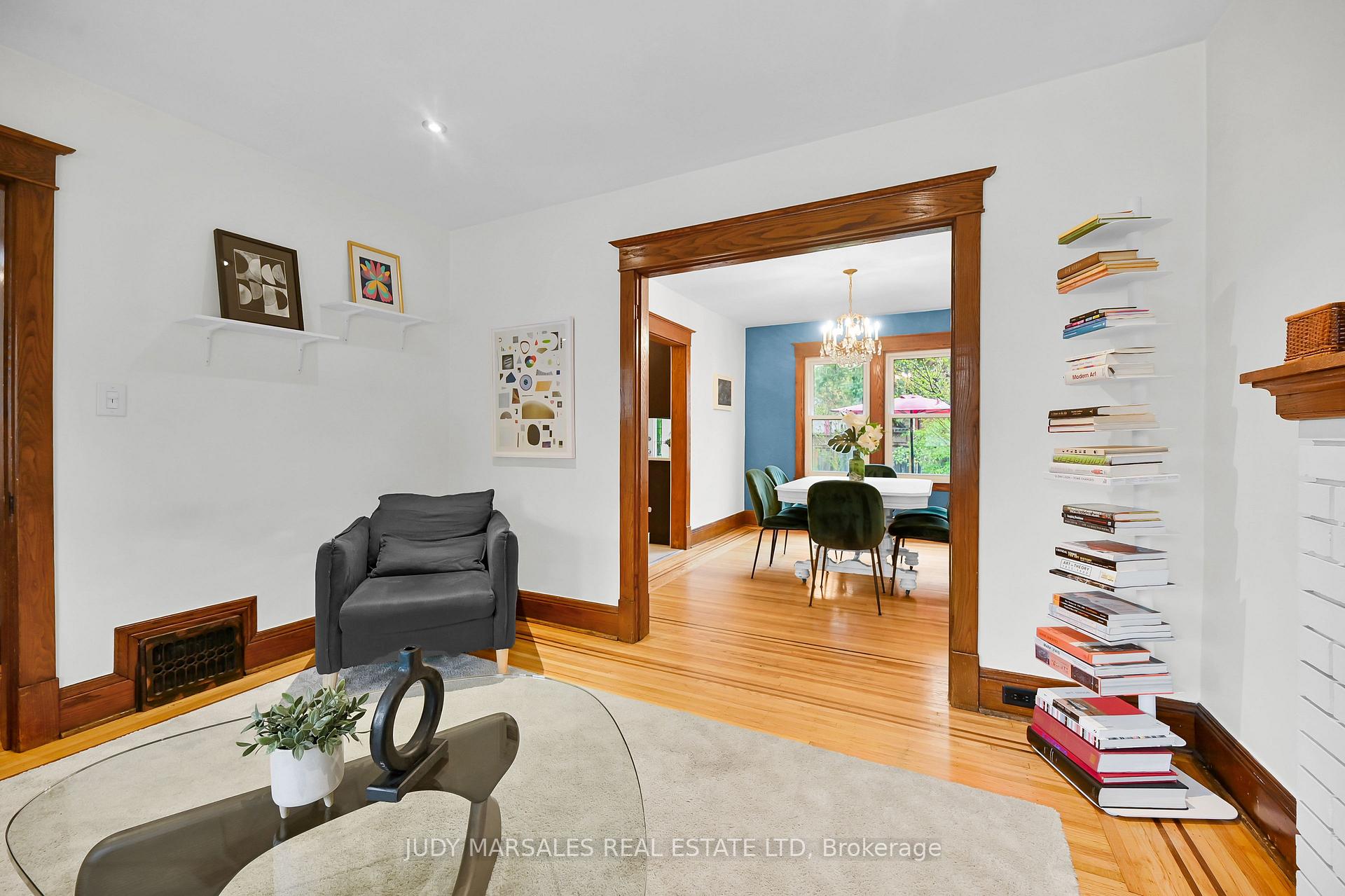 Photo 16 of 62 Kensington Avenue N, Hamilton, Crown Point — HOMEH