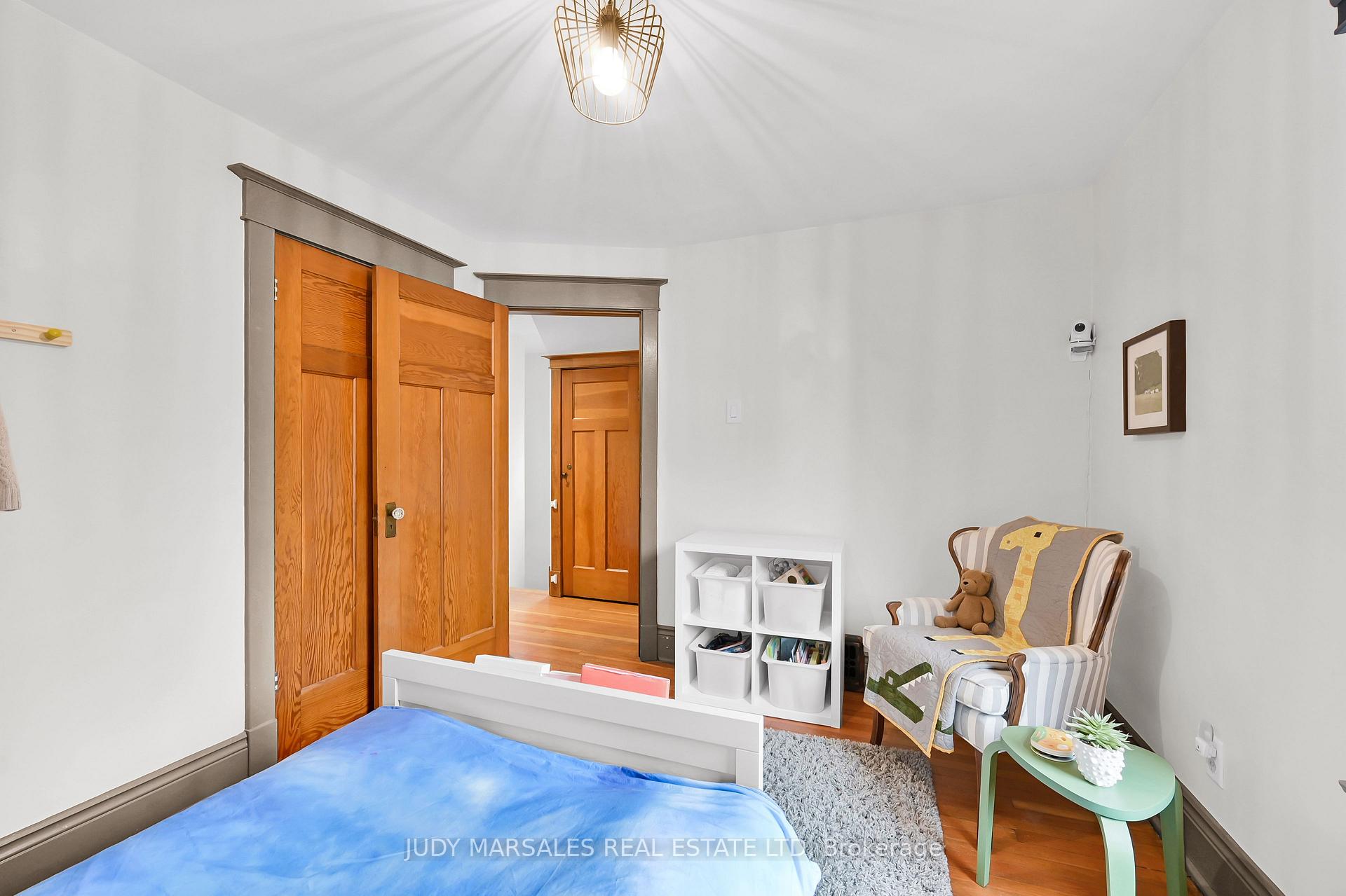 Photo 29 of 62 Kensington Avenue N, Hamilton, Crown Point — HOMEH