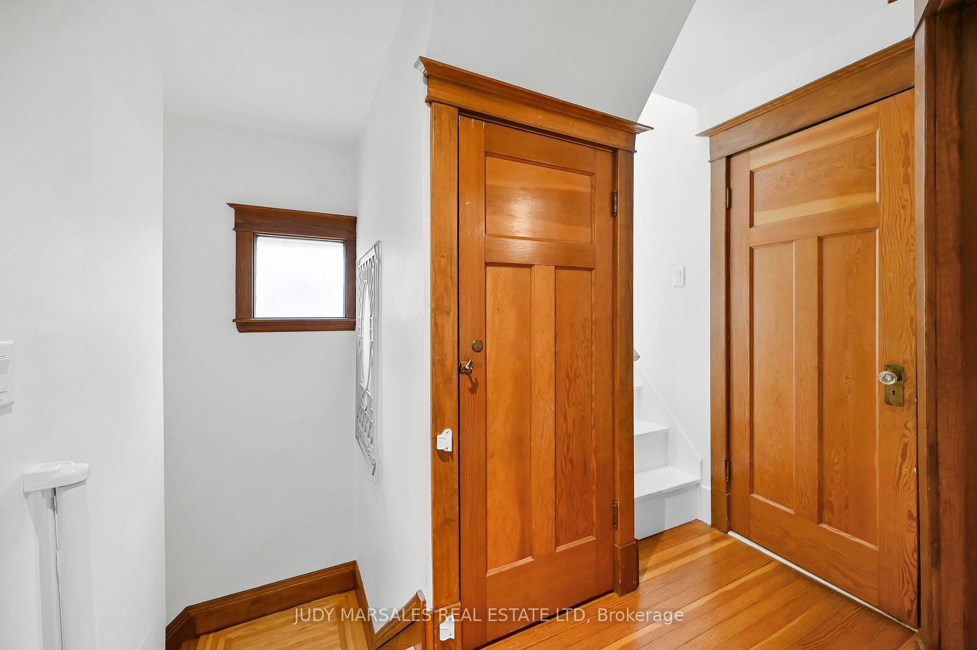 Photo 26 of 62 Kensington Avenue N, Hamilton, Crown Point — HOMEH