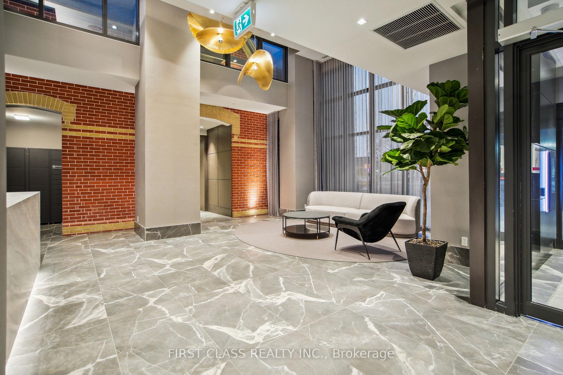 Photo 4 of Unit 917, 286 Main Street, Toronto, East End-Danforth — HOMEH