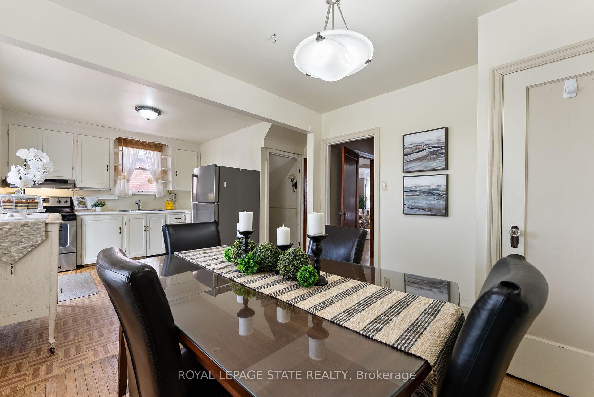 Photo 8 of 1450 Monterey Avenue, Hamilton, Bartonville — HOMEH
