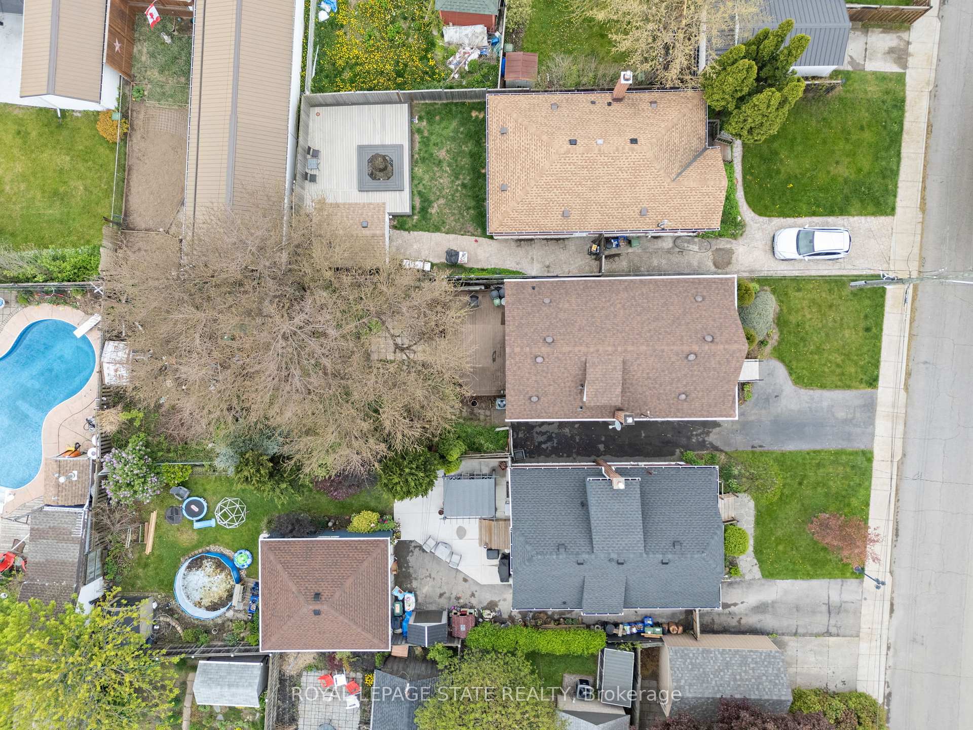 Photo 23 of 1450 Monterey Avenue, Hamilton, Bartonville — HOMEH