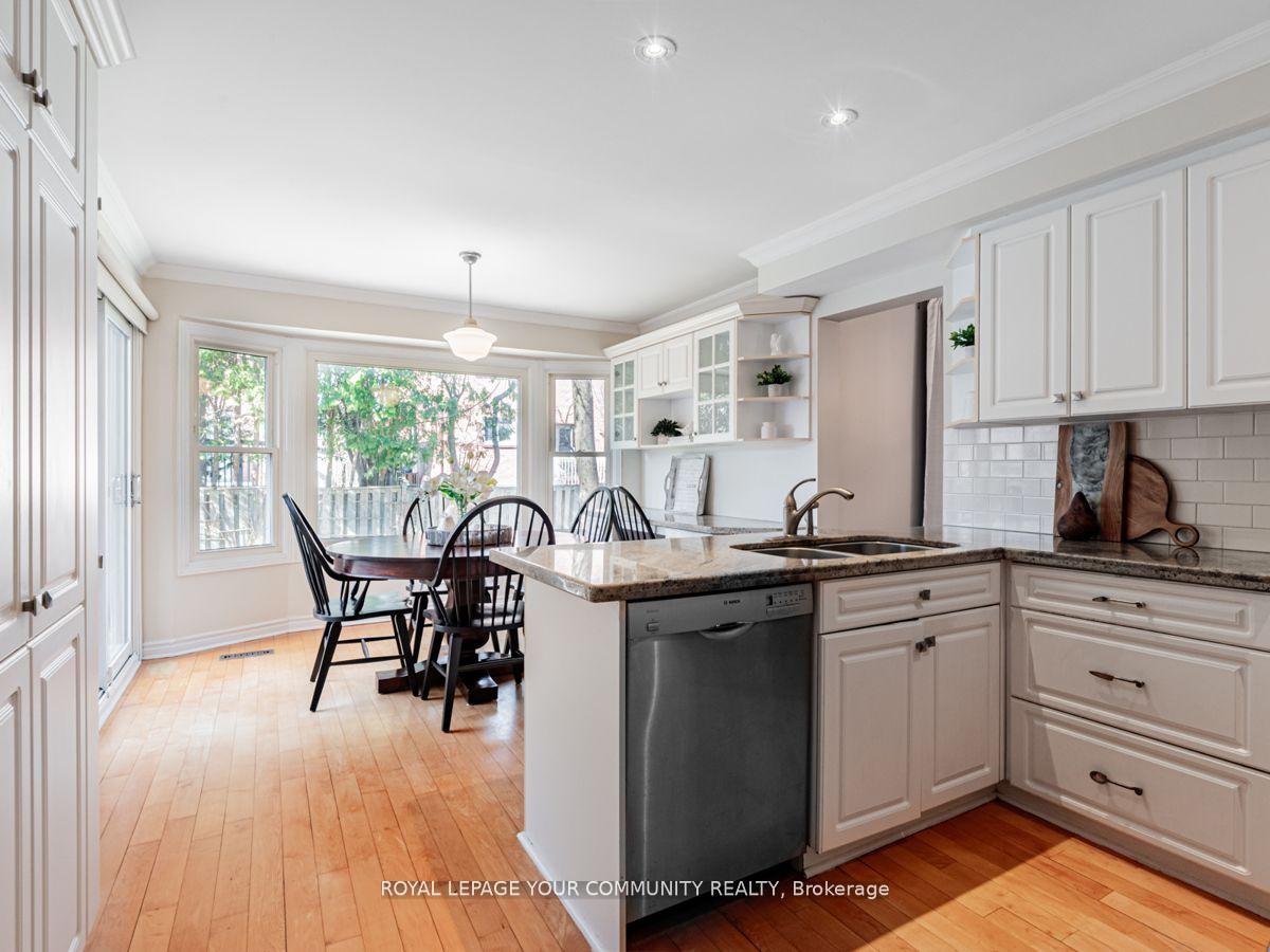Photo 9 of 46 Garnish Green, Markham, Markham Village — HOMEH