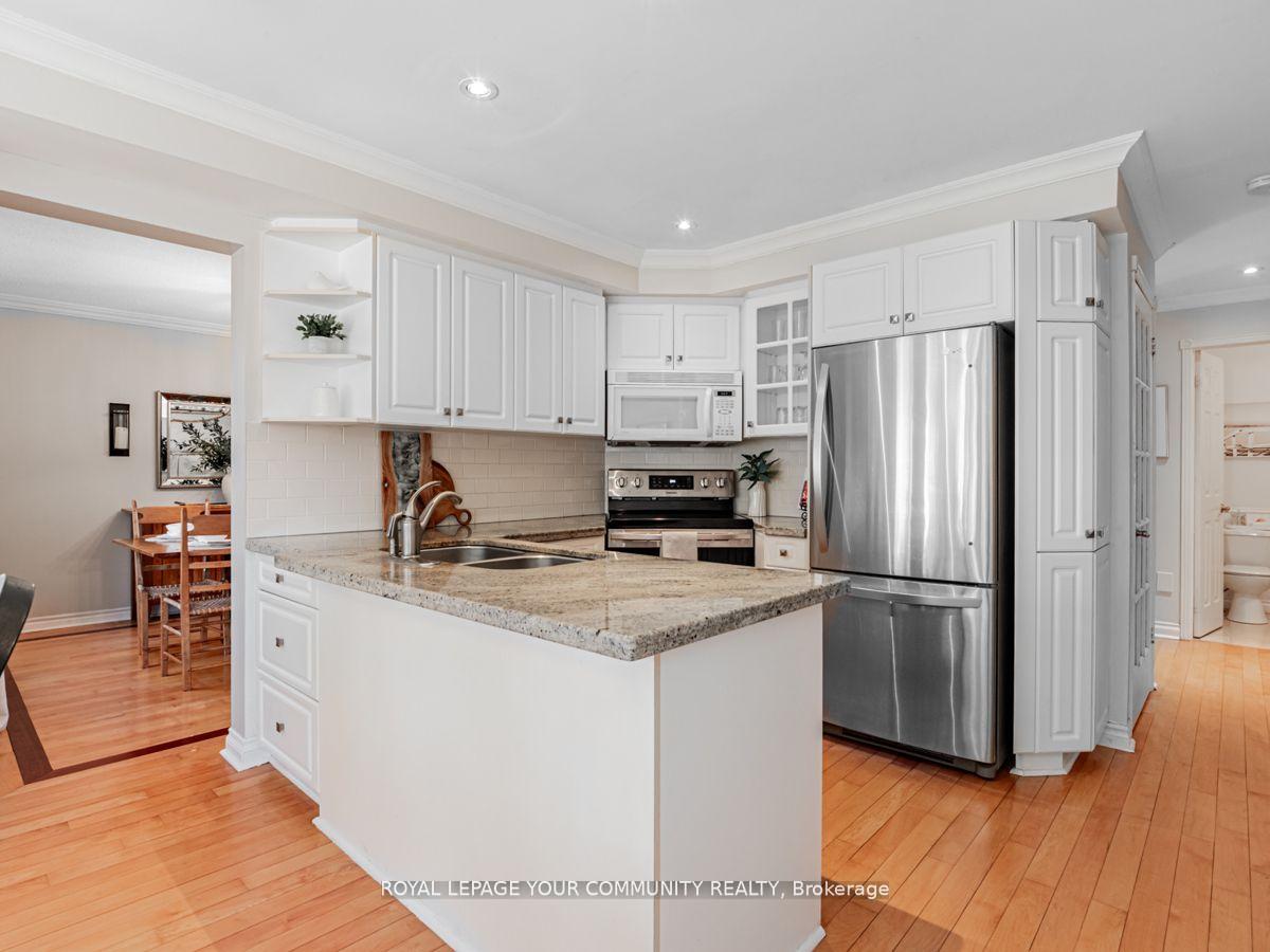 Photo 13 of 46 Garnish Green, Markham, Markham Village — HOMEH