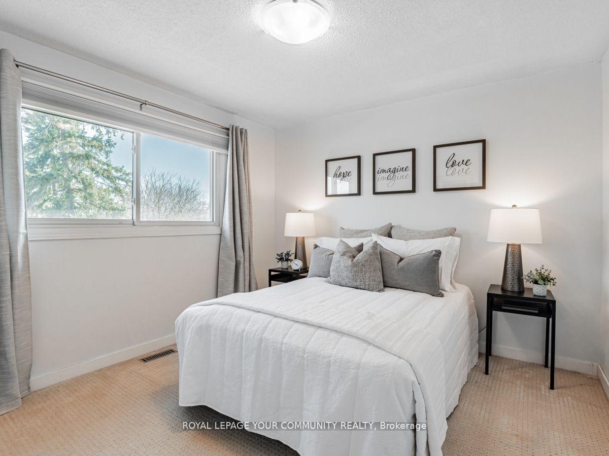 Photo 35 of 46 Garnish Green, Markham, Markham Village — HOMEH