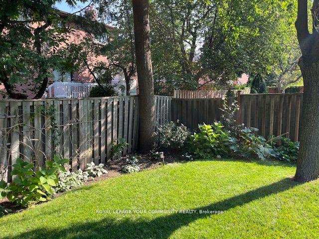 Photo 31 of 46 Garnish Green, Markham, Markham Village — HOMEH