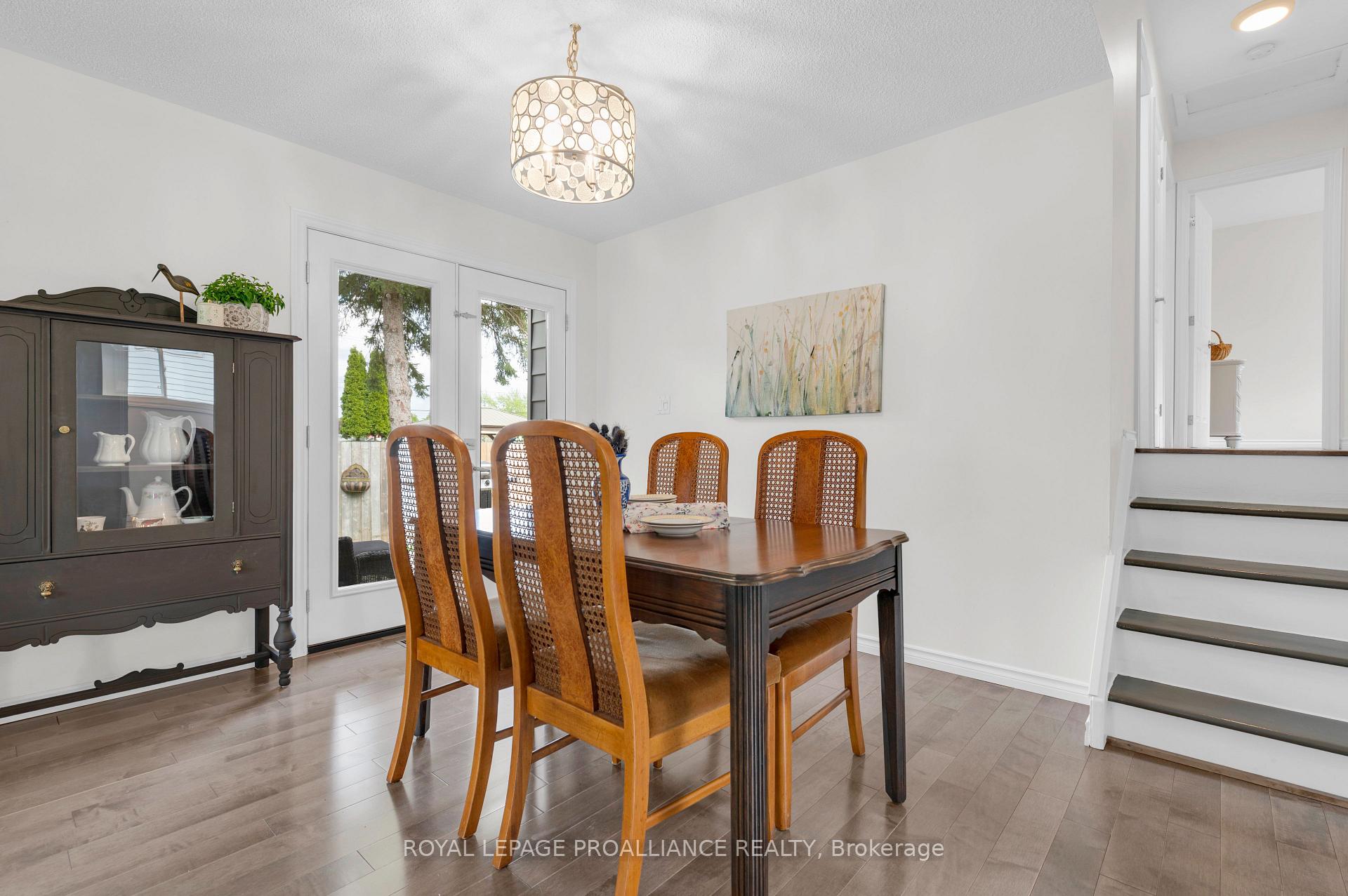 Photo 19 of 25 Cascade Boulevard, Belleville — HOMEH