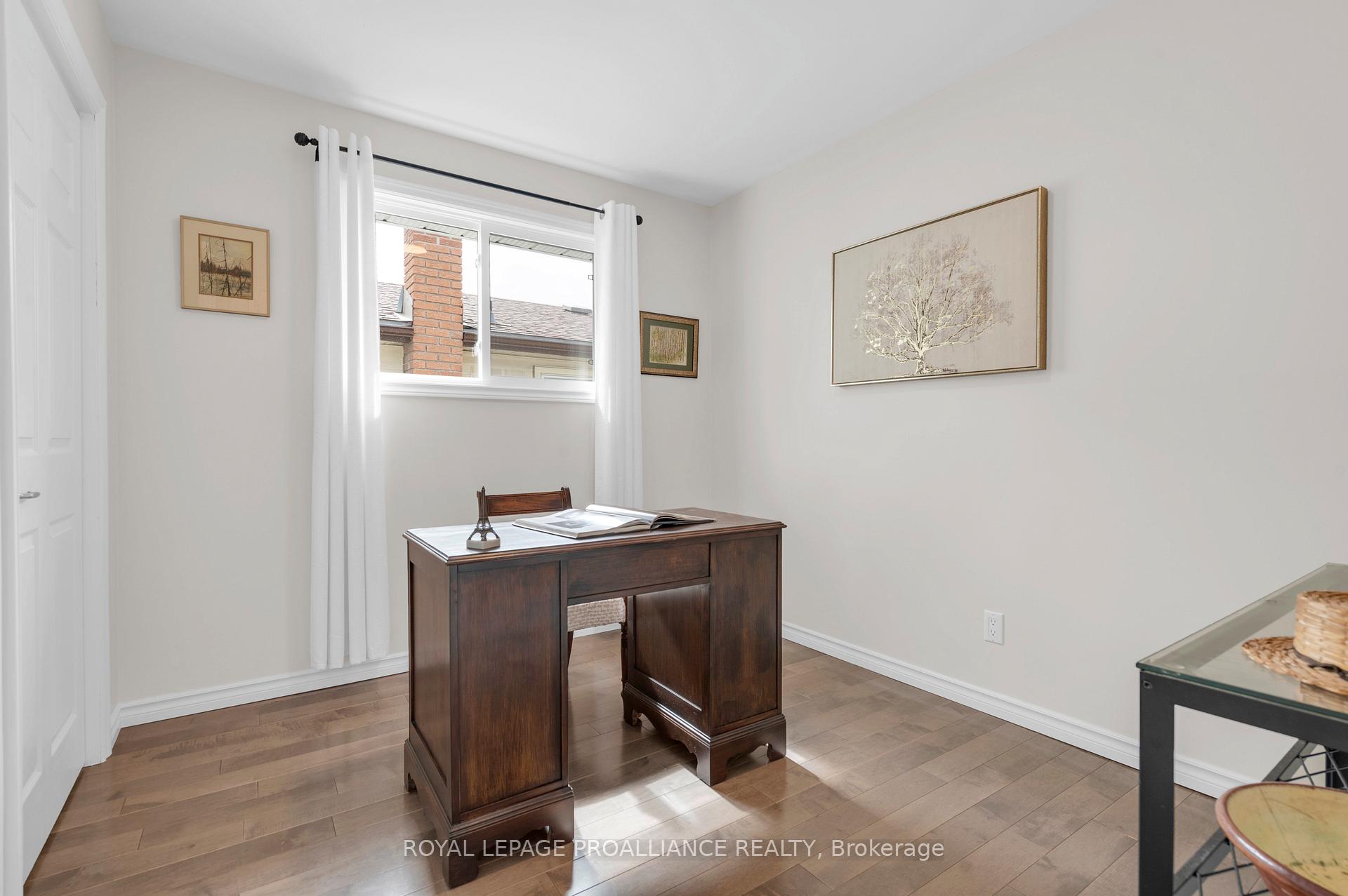 Photo 15 of 25 Cascade Boulevard, Belleville — HOMEH