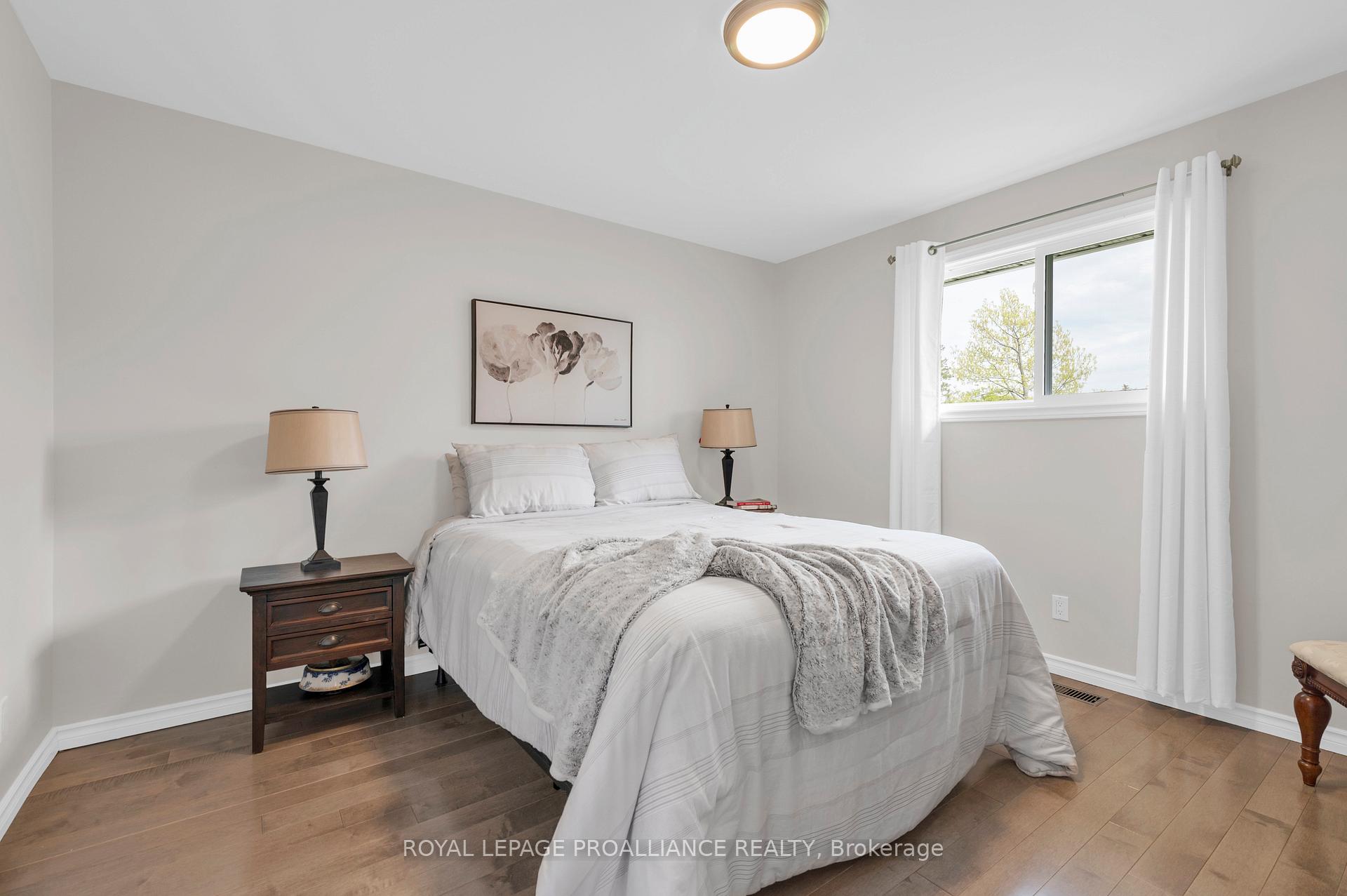 Photo 14 of 25 Cascade Boulevard, Belleville — HOMEH