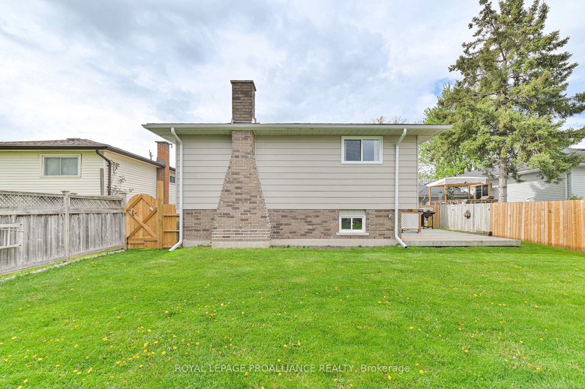 Photo 39 of 25 Cascade Boulevard, Belleville — HOMEH