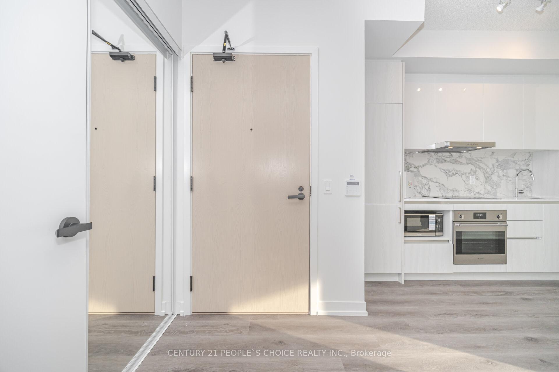 Photo 2 of Unit 6007, 225 Commerce Street, Vaughan, Vaughan Corporate Centre — HOMEH