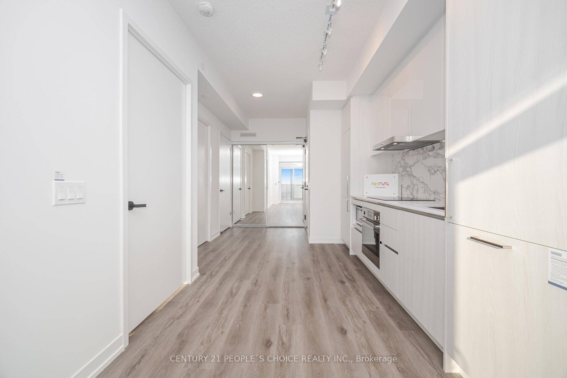Photo 7 of Unit 6007, 225 Commerce Street, Vaughan, Vaughan Corporate Centre — HOMEH